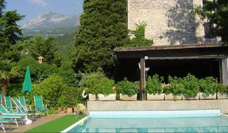 Swimming pool in Residence Concaverde