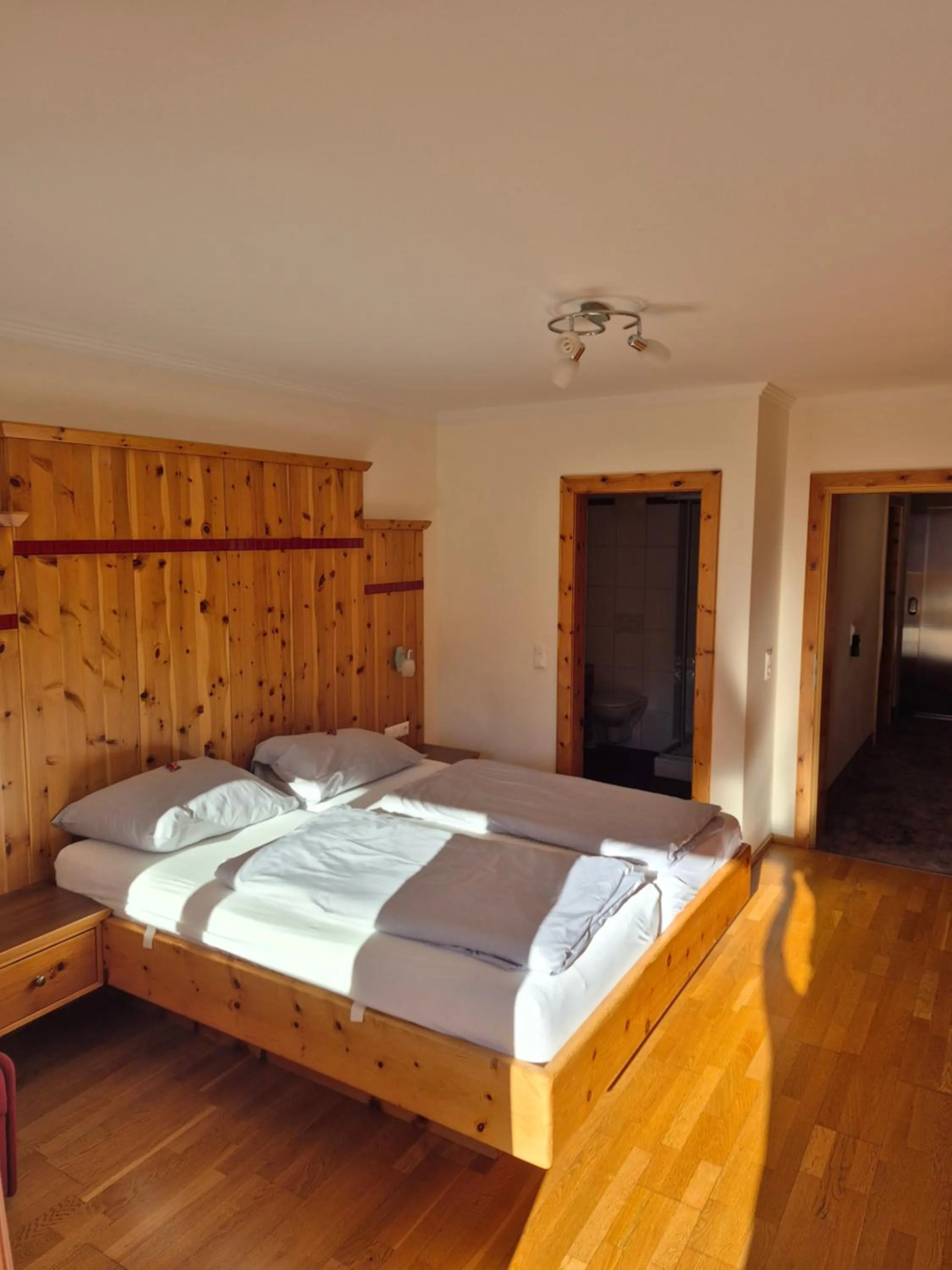 Bed in Hotel Restaurant Raunig