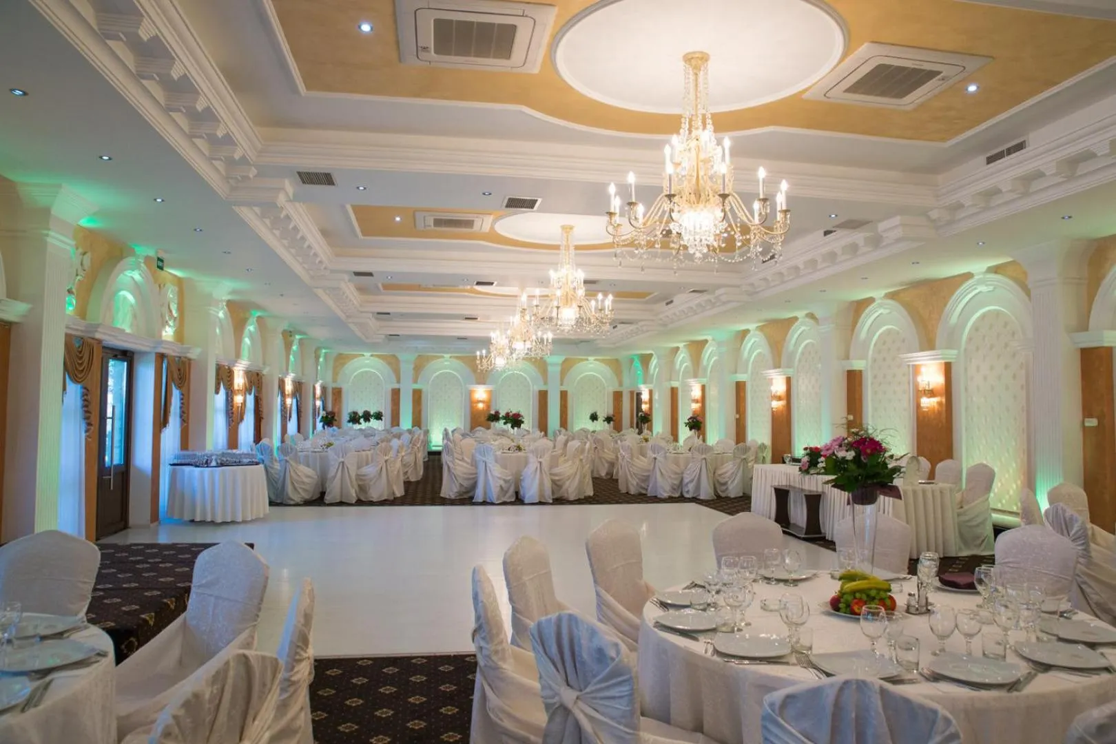 Banquet/Function facilities in Hotel Zamca Suceava