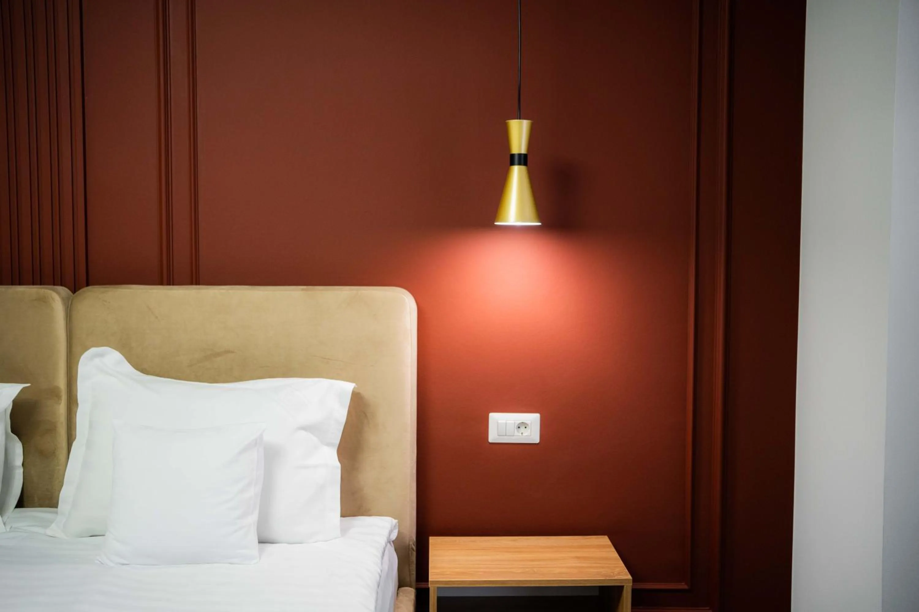 Bed in Hotel Zamca Suceava