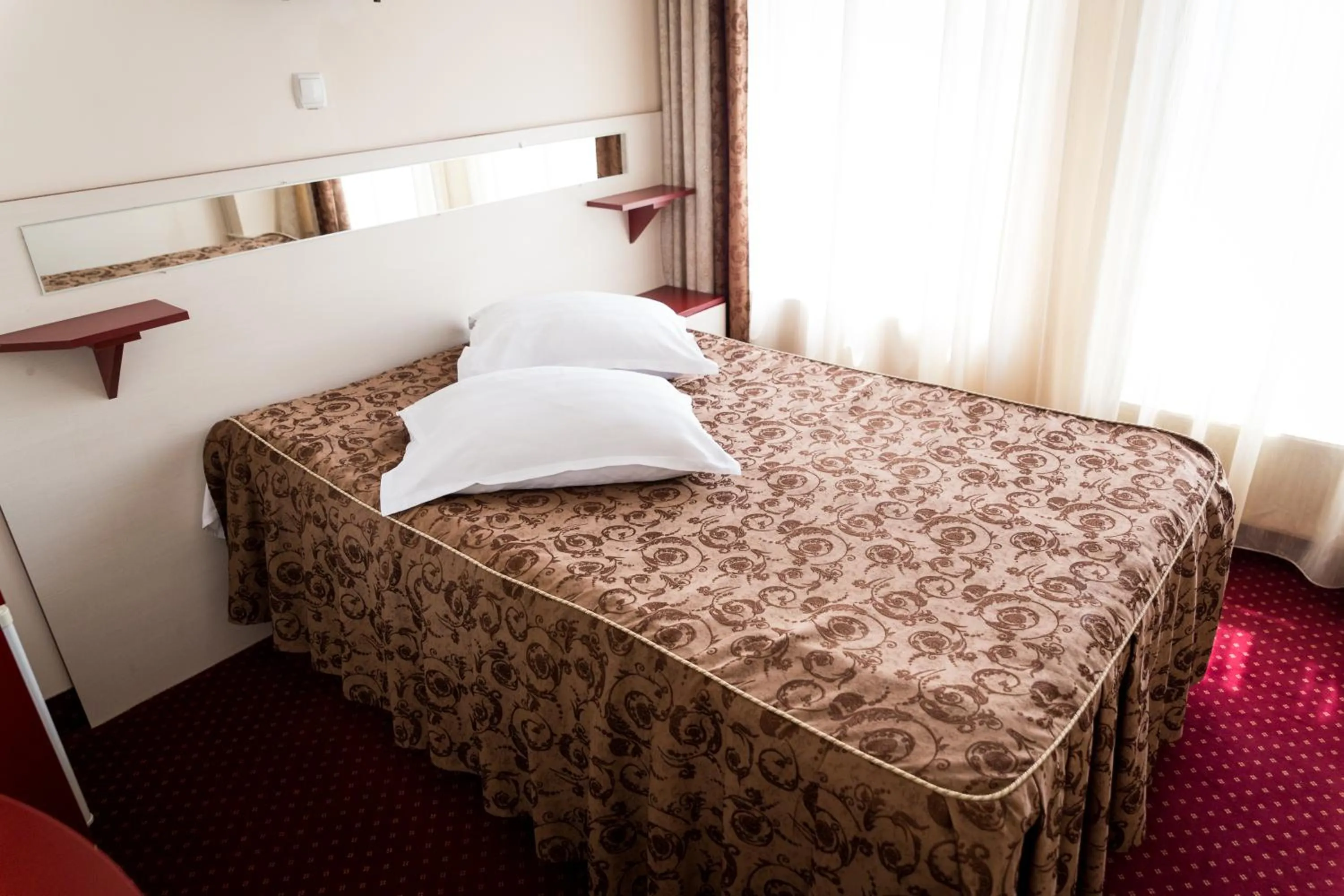Economy Single Room in Hotel Zamca Suceava