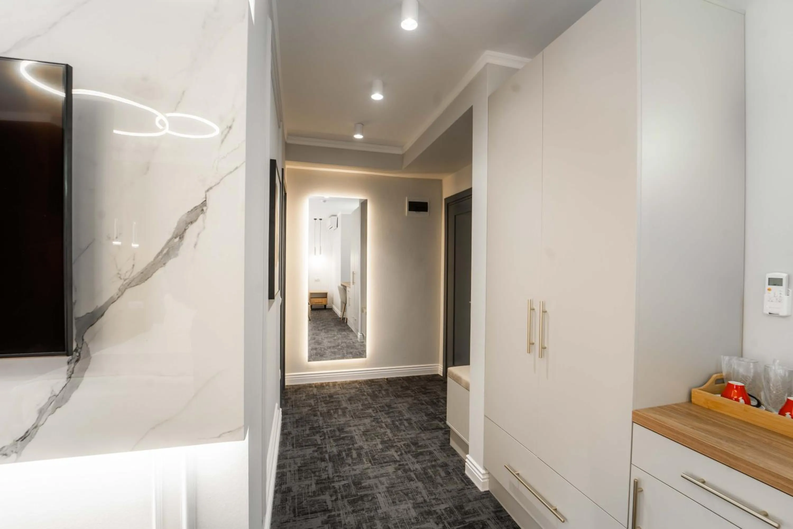 Photo of the whole room in Hotel Zamca Suceava