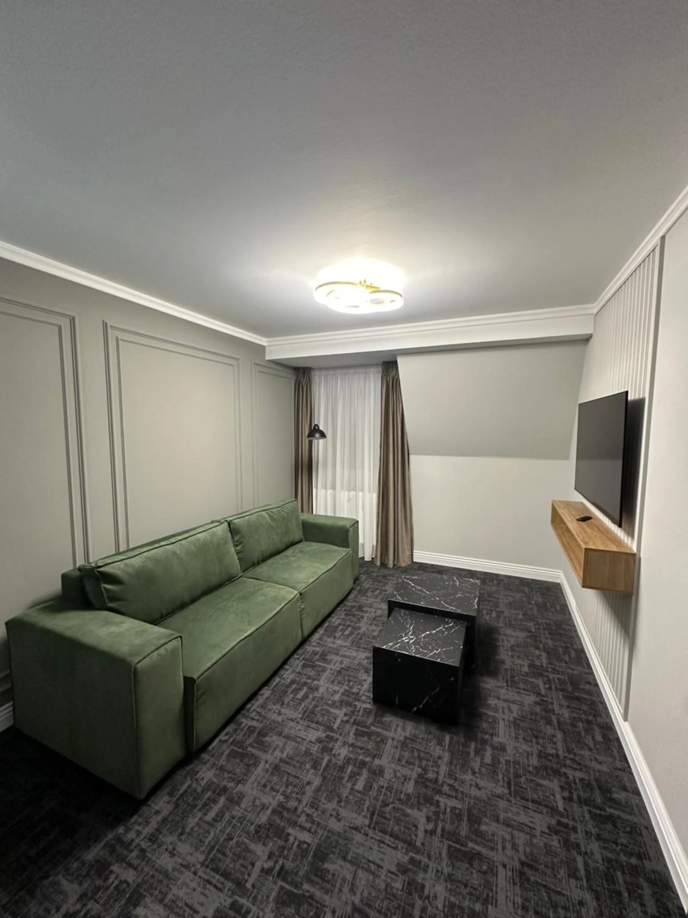 TV and multimedia in Hotel Zamca Suceava