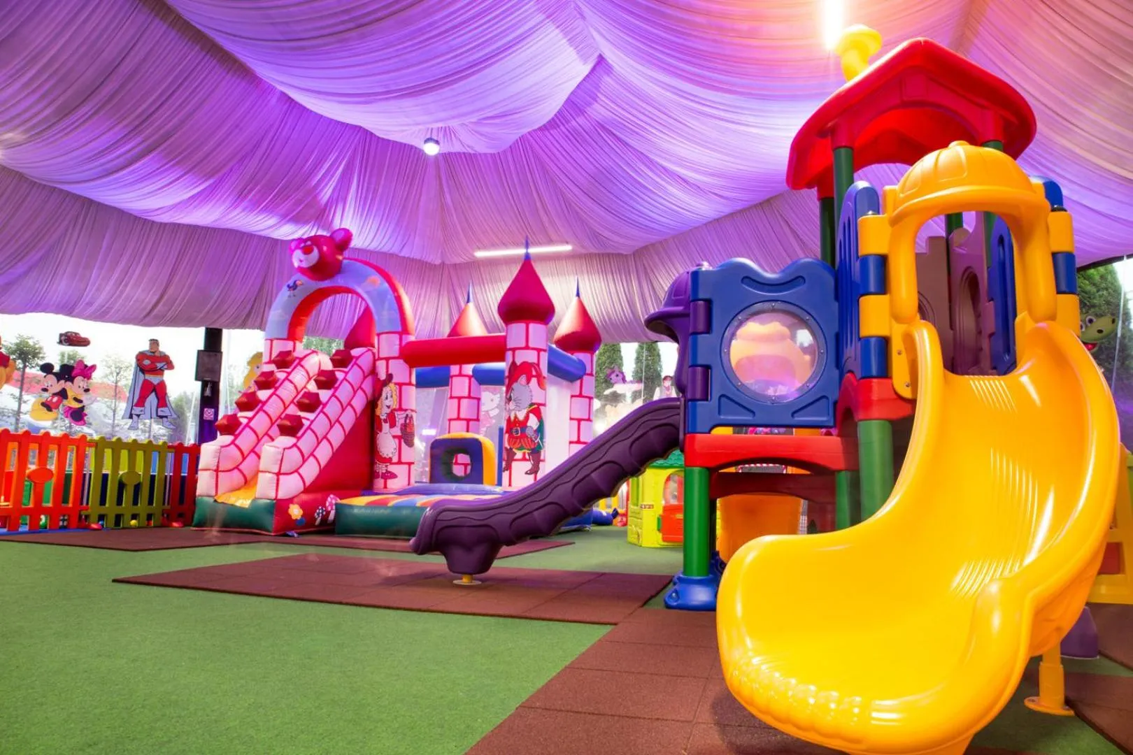 Children play ground in Hotel Zamca Suceava