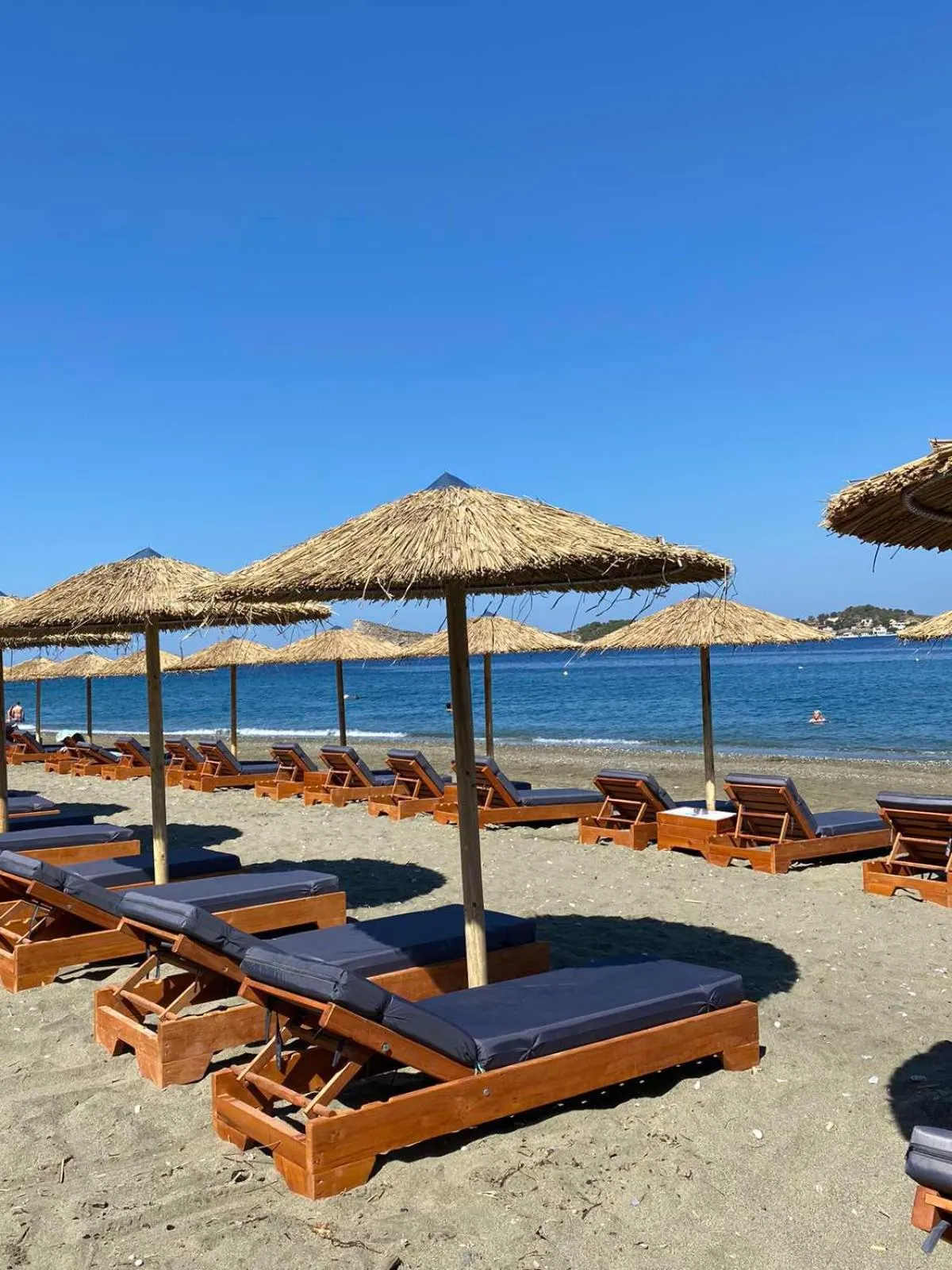 sunbed in Plaza Hotel