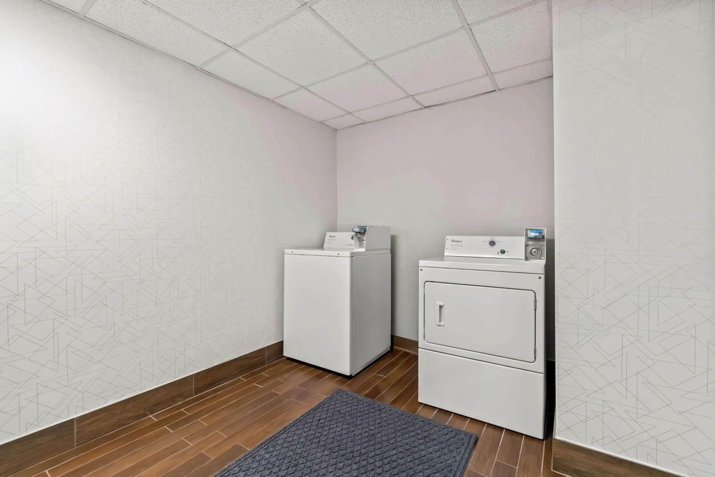 laundry in Hampton Inn Jonesboro