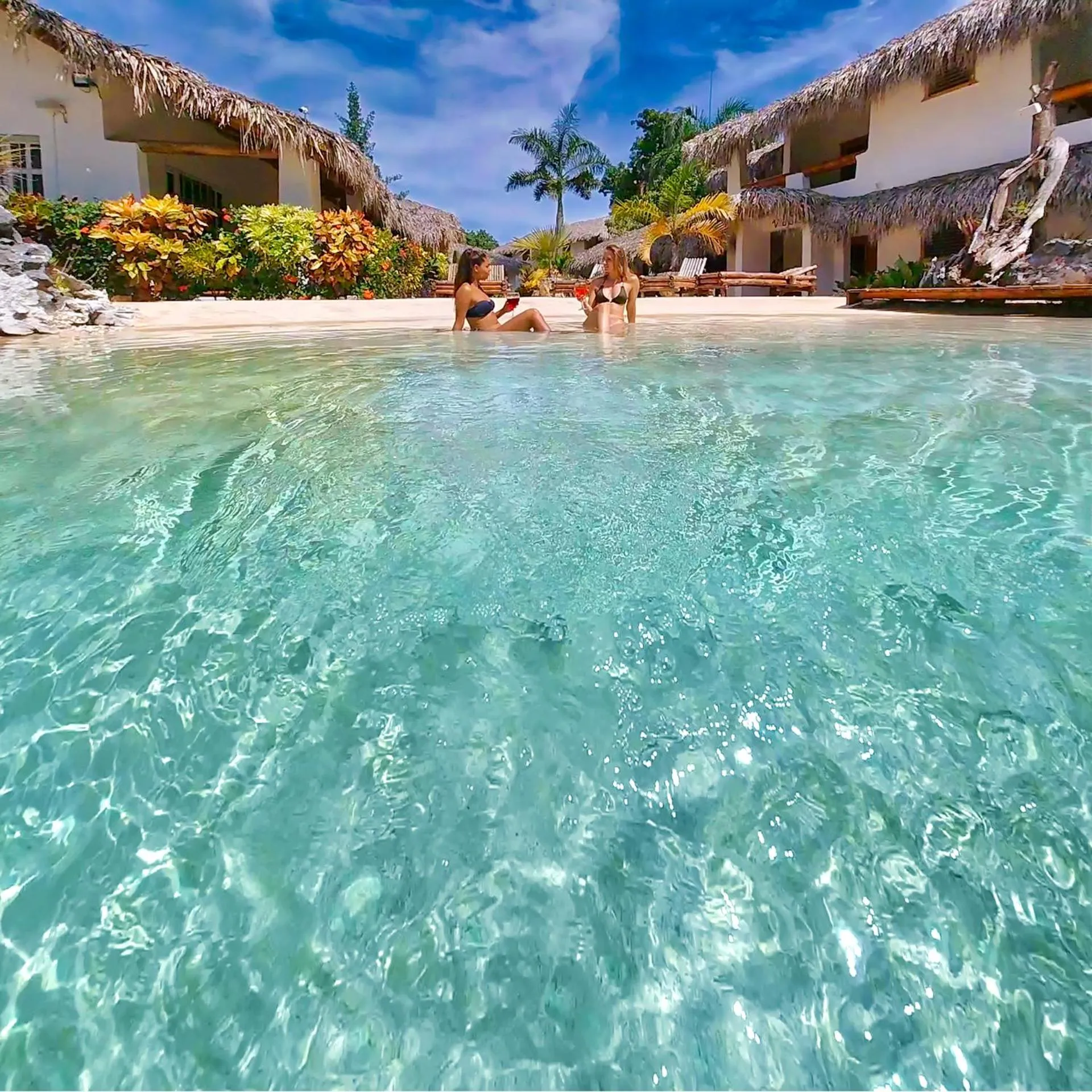 Pool view in Paradiso del Caribe