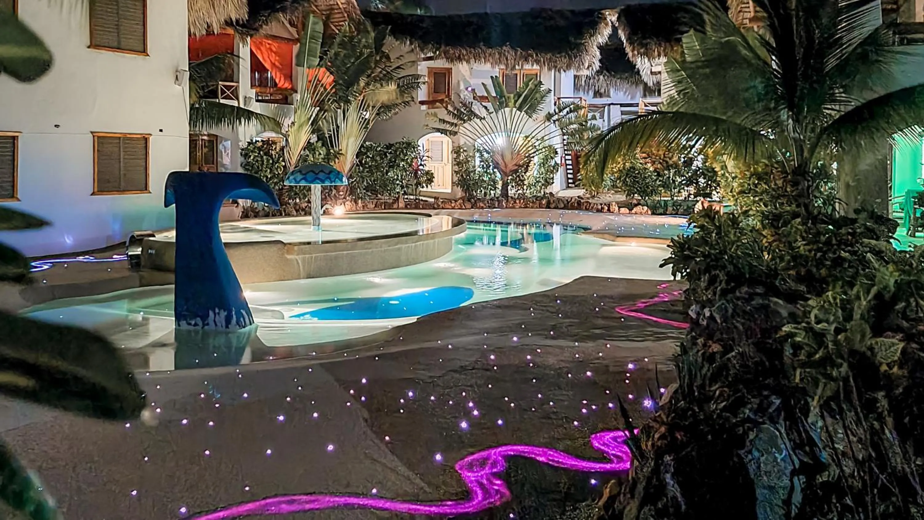 Night in Paradiso del Caribe