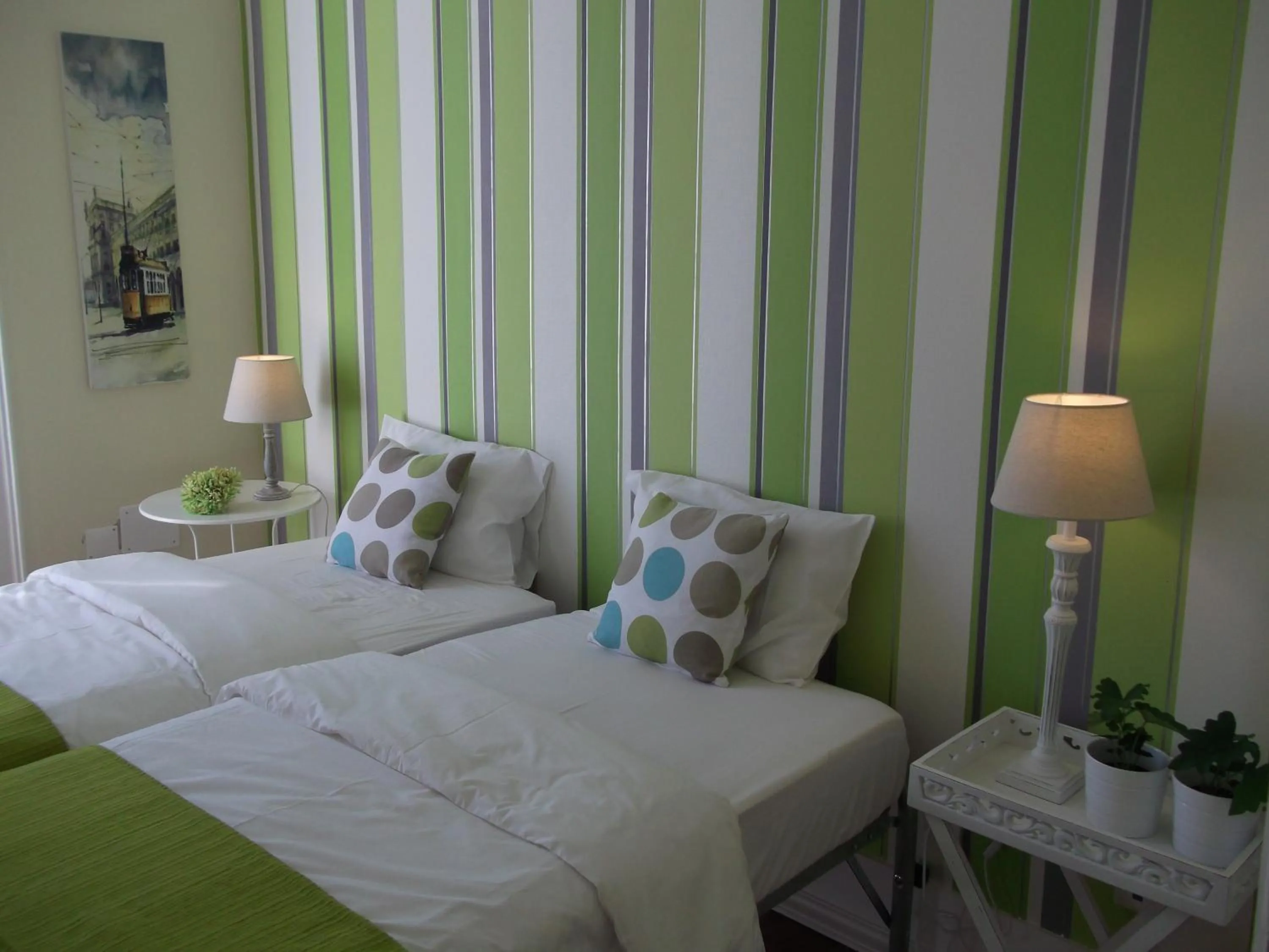 Angola Top Floor 6 Bedrooms