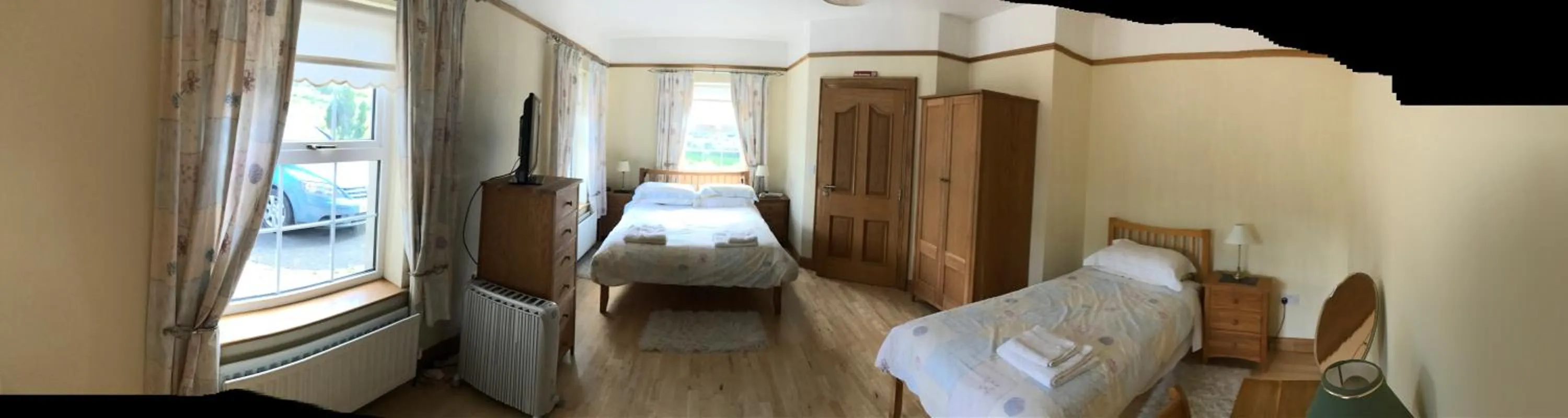 Bed in Kilcreeny Lodge