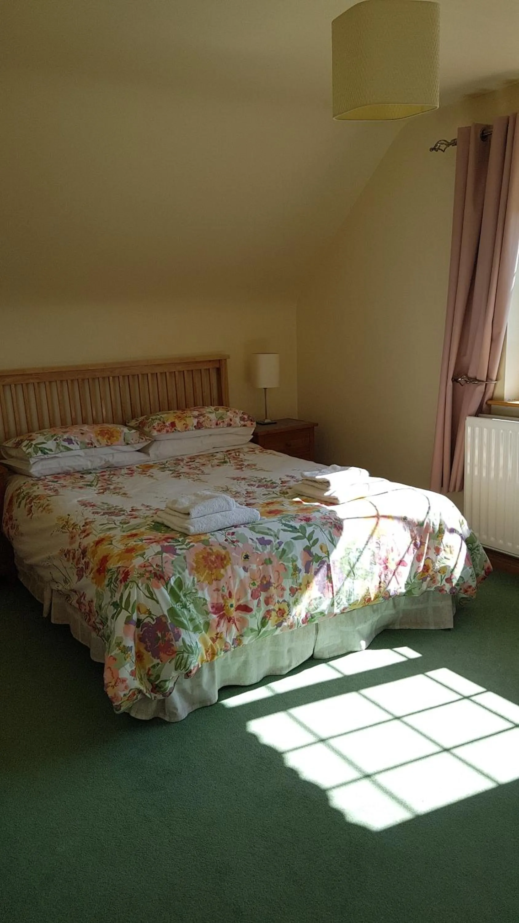 Bed in Kilcreeny Lodge