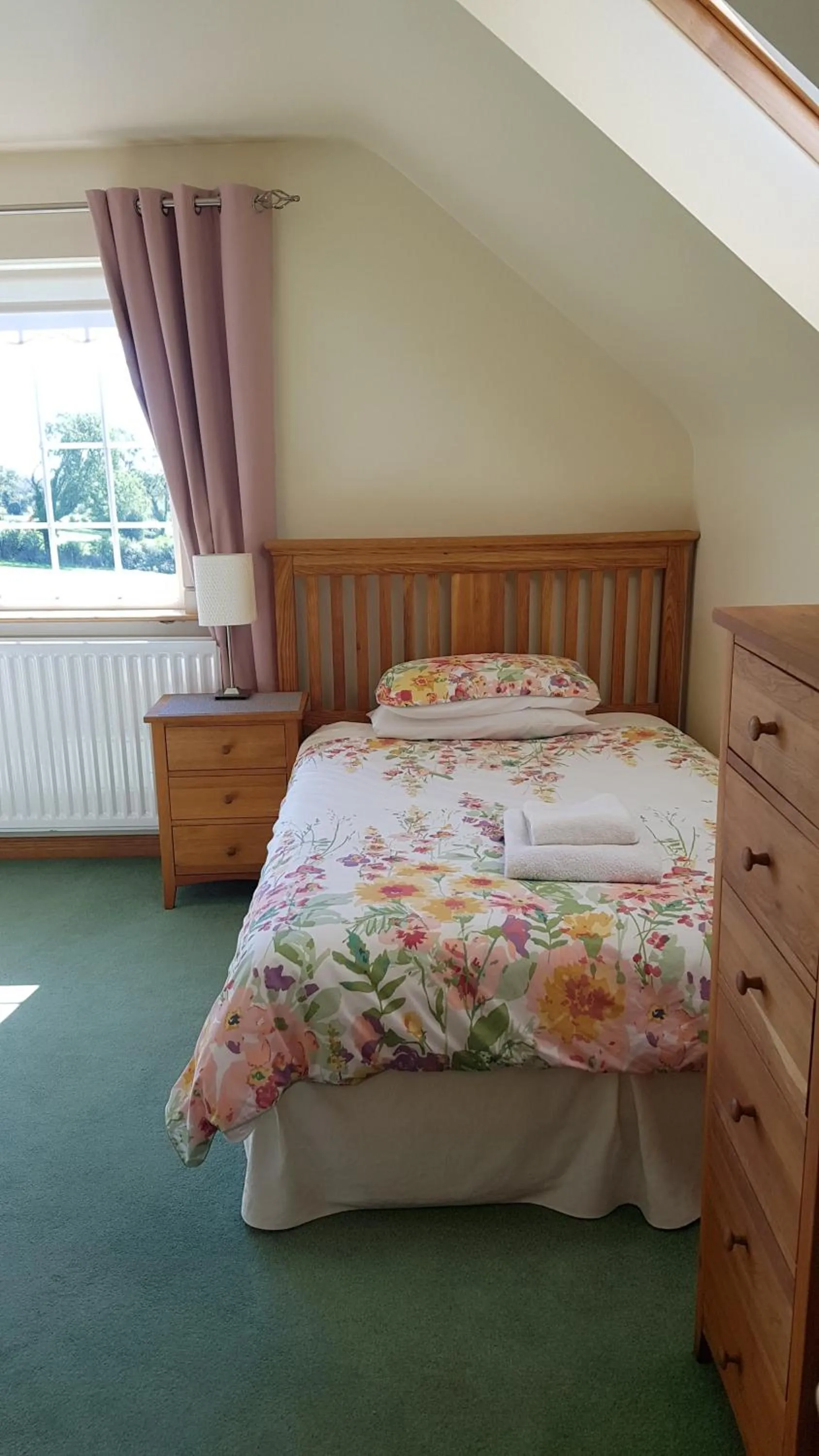 Bed in Kilcreeny Lodge