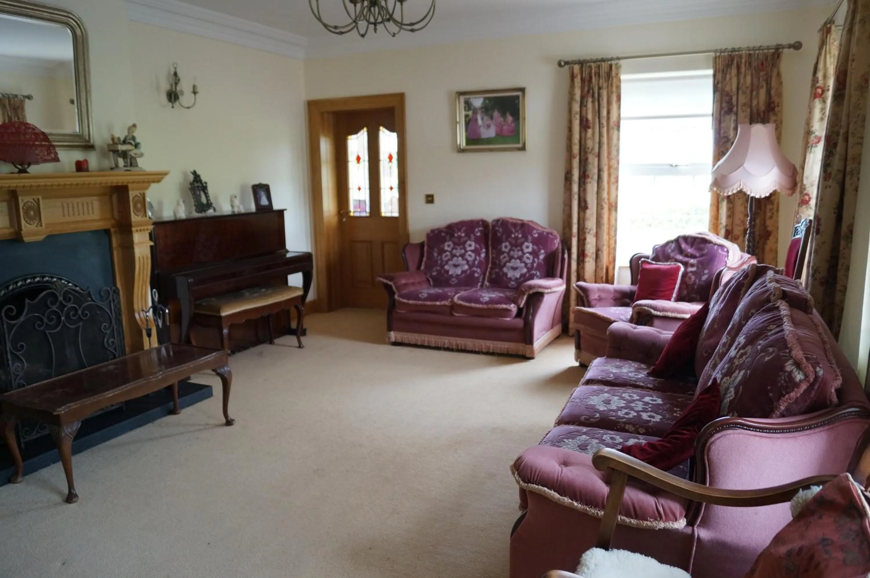 Communal lounge/ TV room in Kilcreeny Lodge