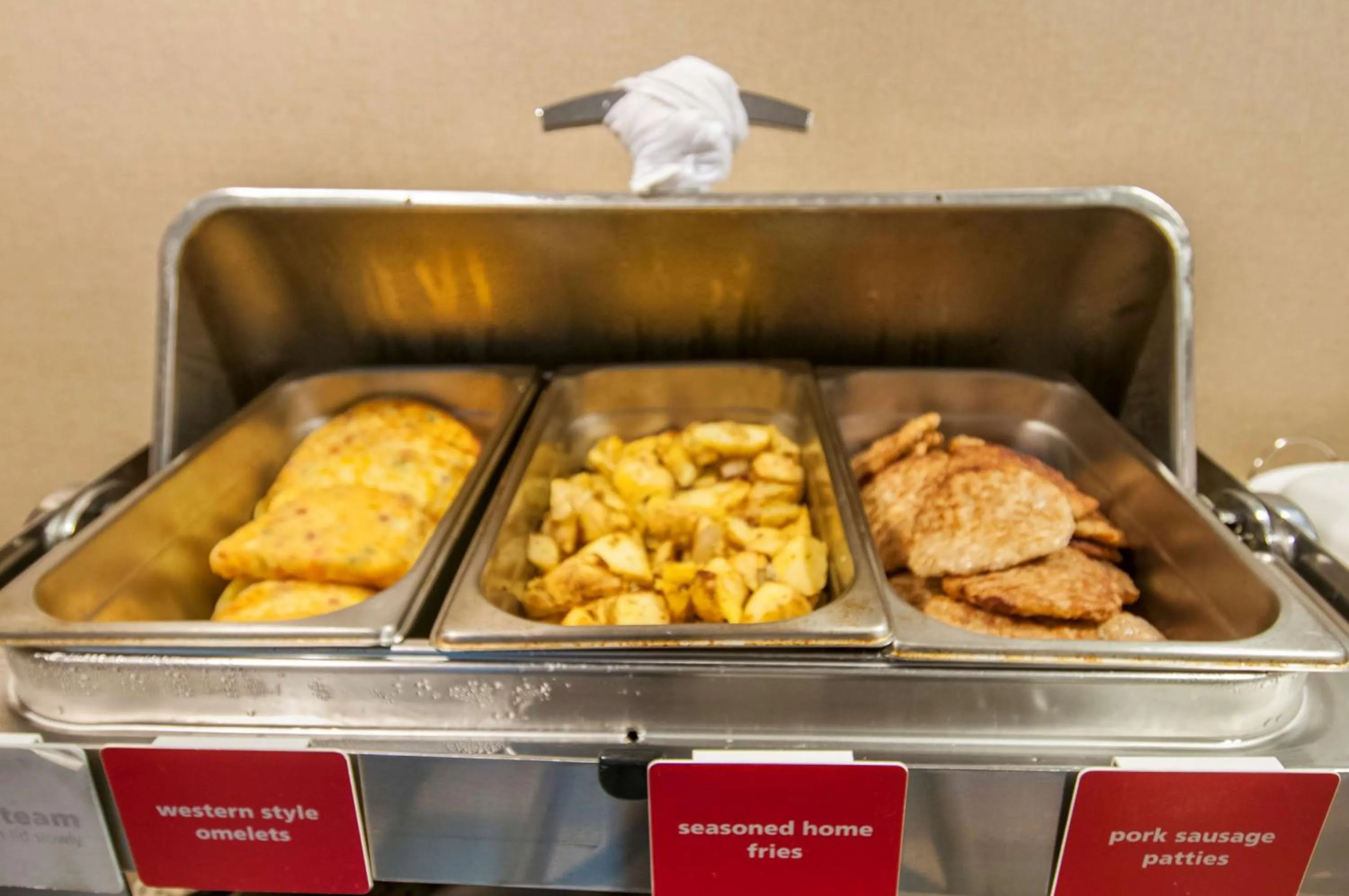 Dining area in Hampton Inn Lafayette Louisiana