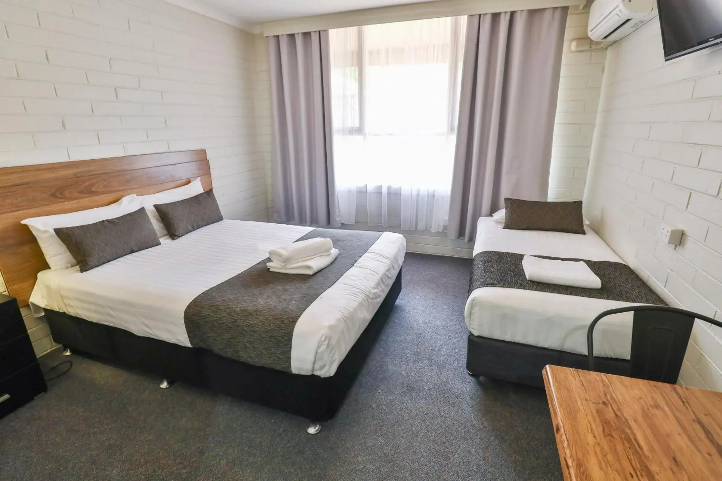 Standard Twin Room in Robinvale Bridge Motel Standard Twin Room in Robinvale Bridge Motel