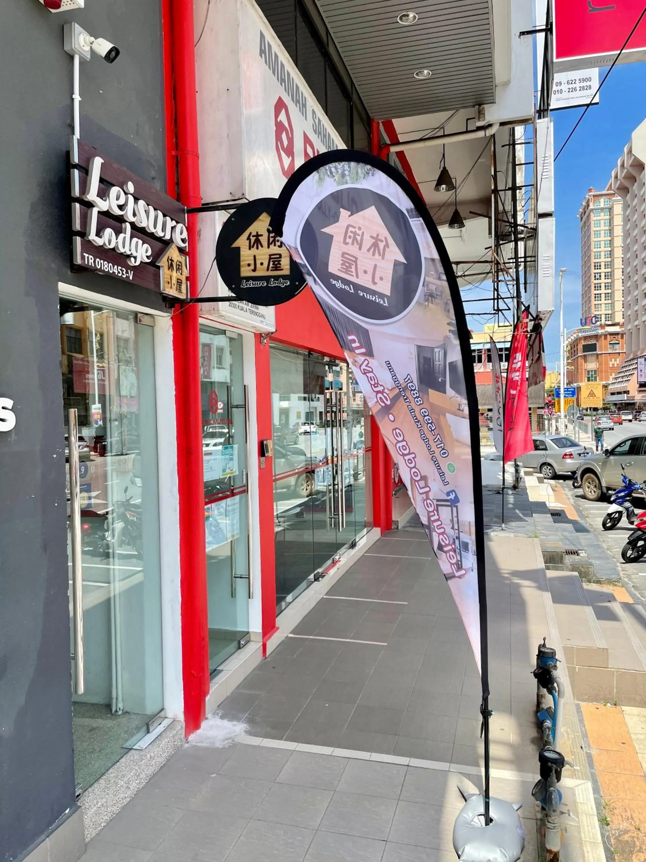 Property building in Leisure Lodge