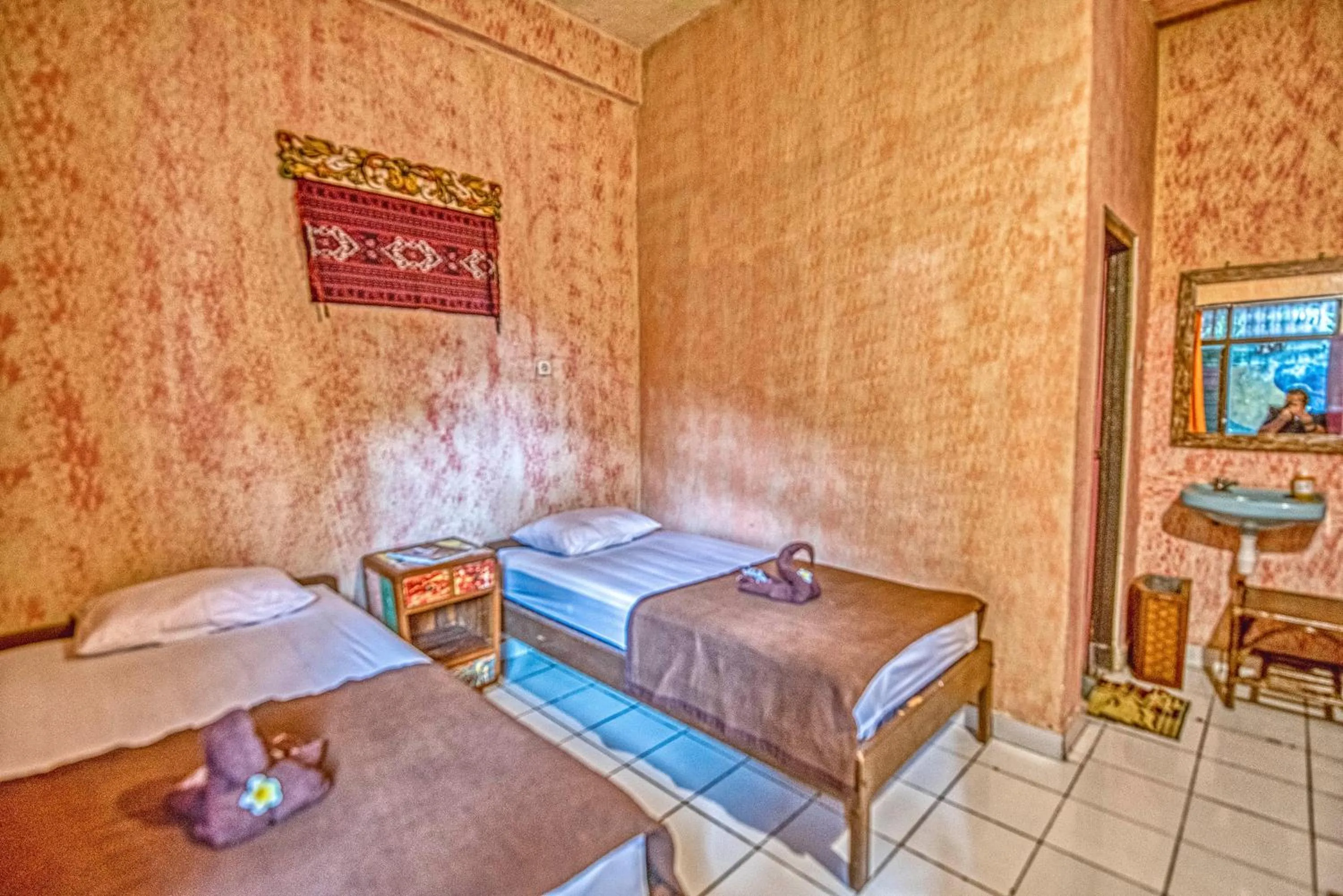 Photo of the whole room, Bed in Lovina Central Hostel