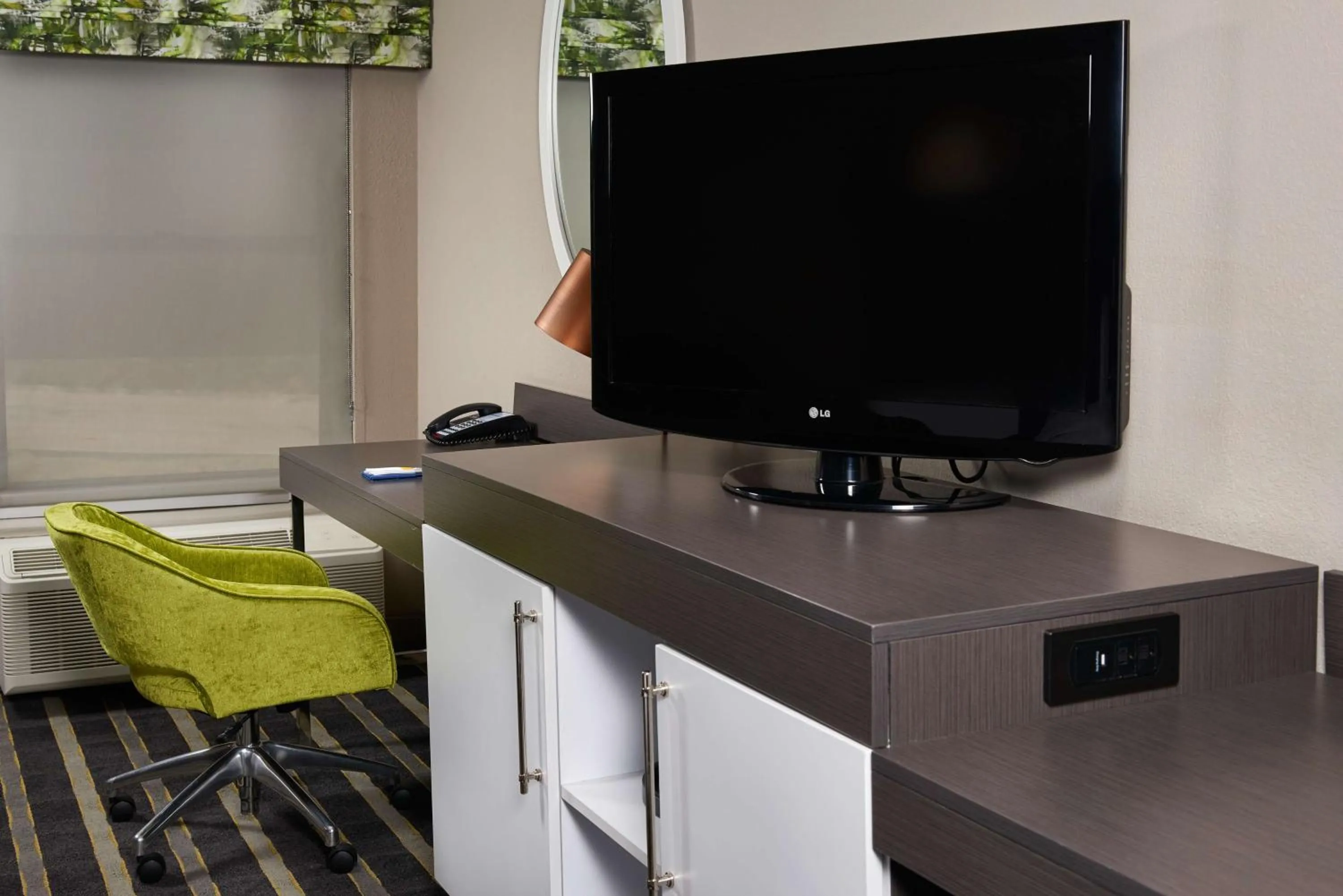 Bedroom in Hampton Inn Eagle Pass