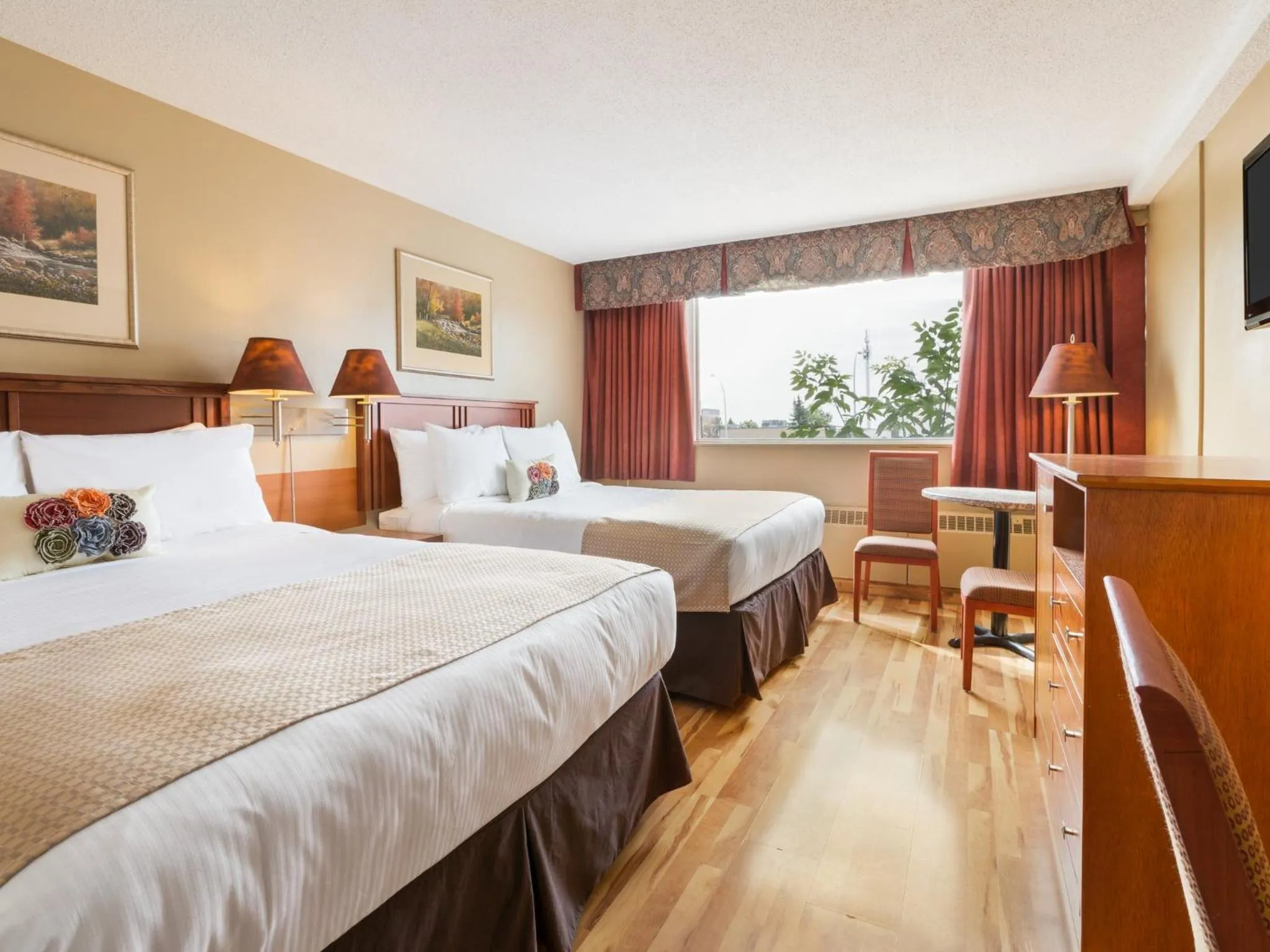 Bed in Travelodge by Wyndham Edmonton East