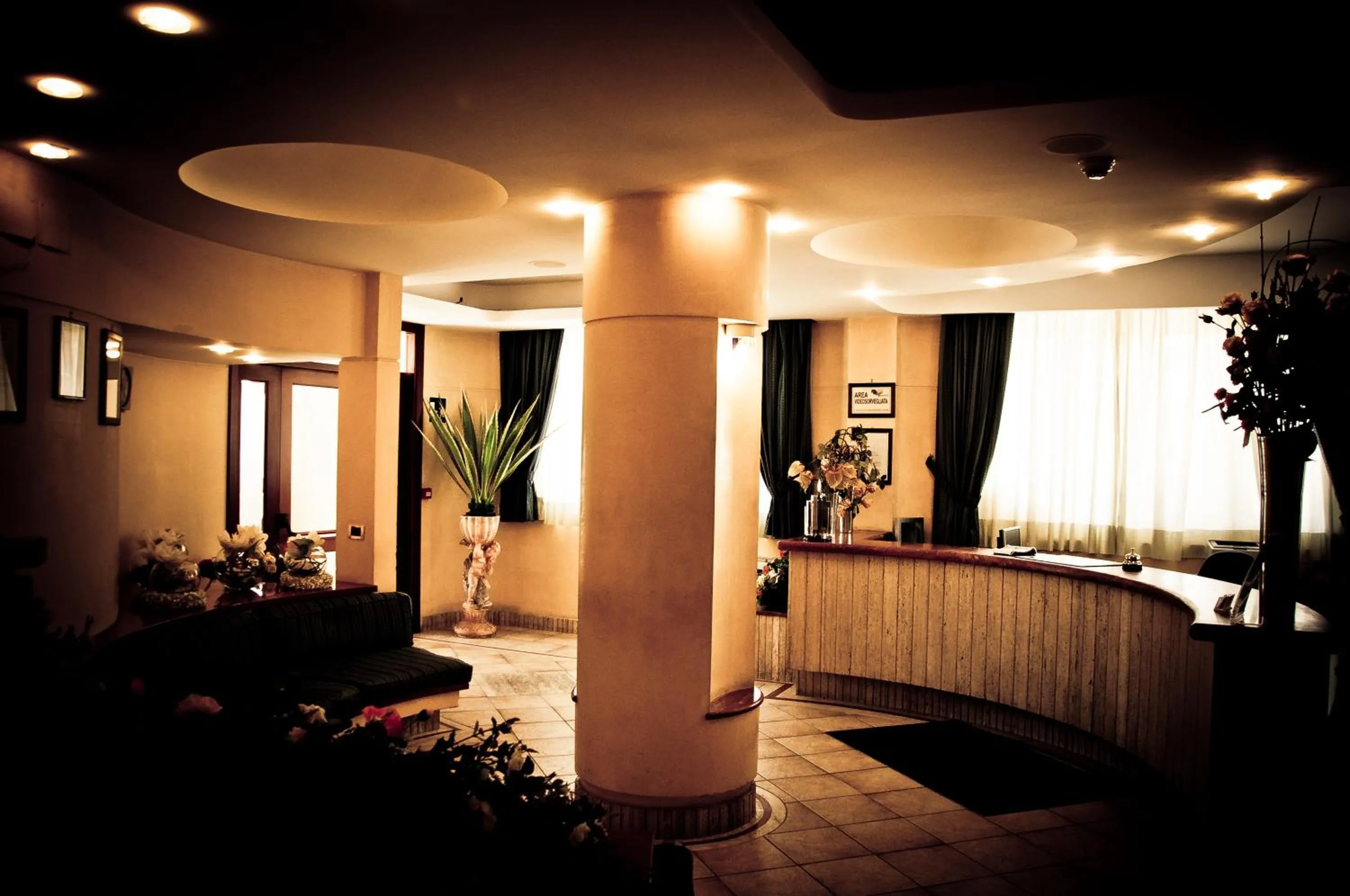 Lobby or reception in Aerhotel Phelipe