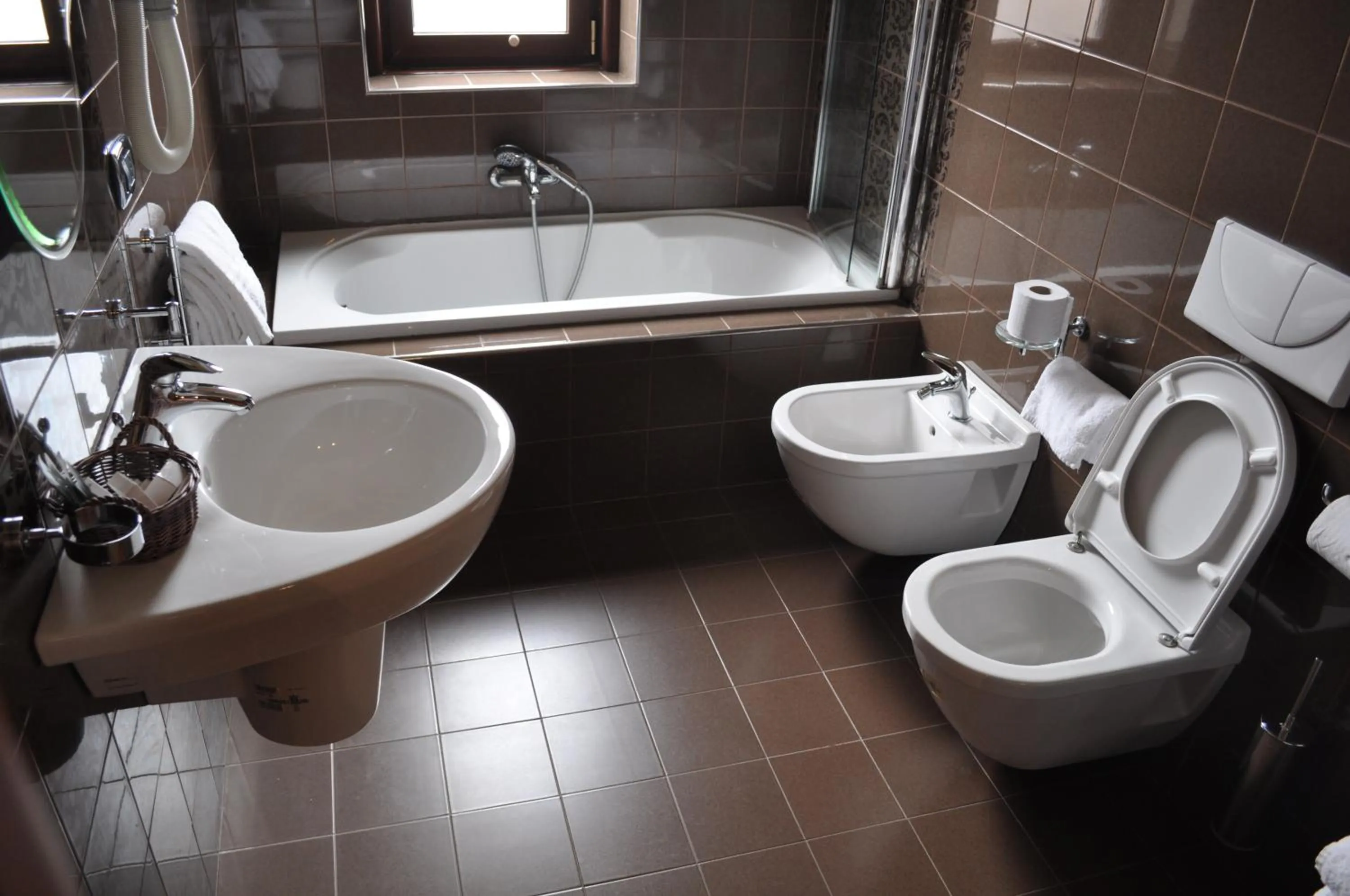 Bathroom in Aerhotel Phelipe