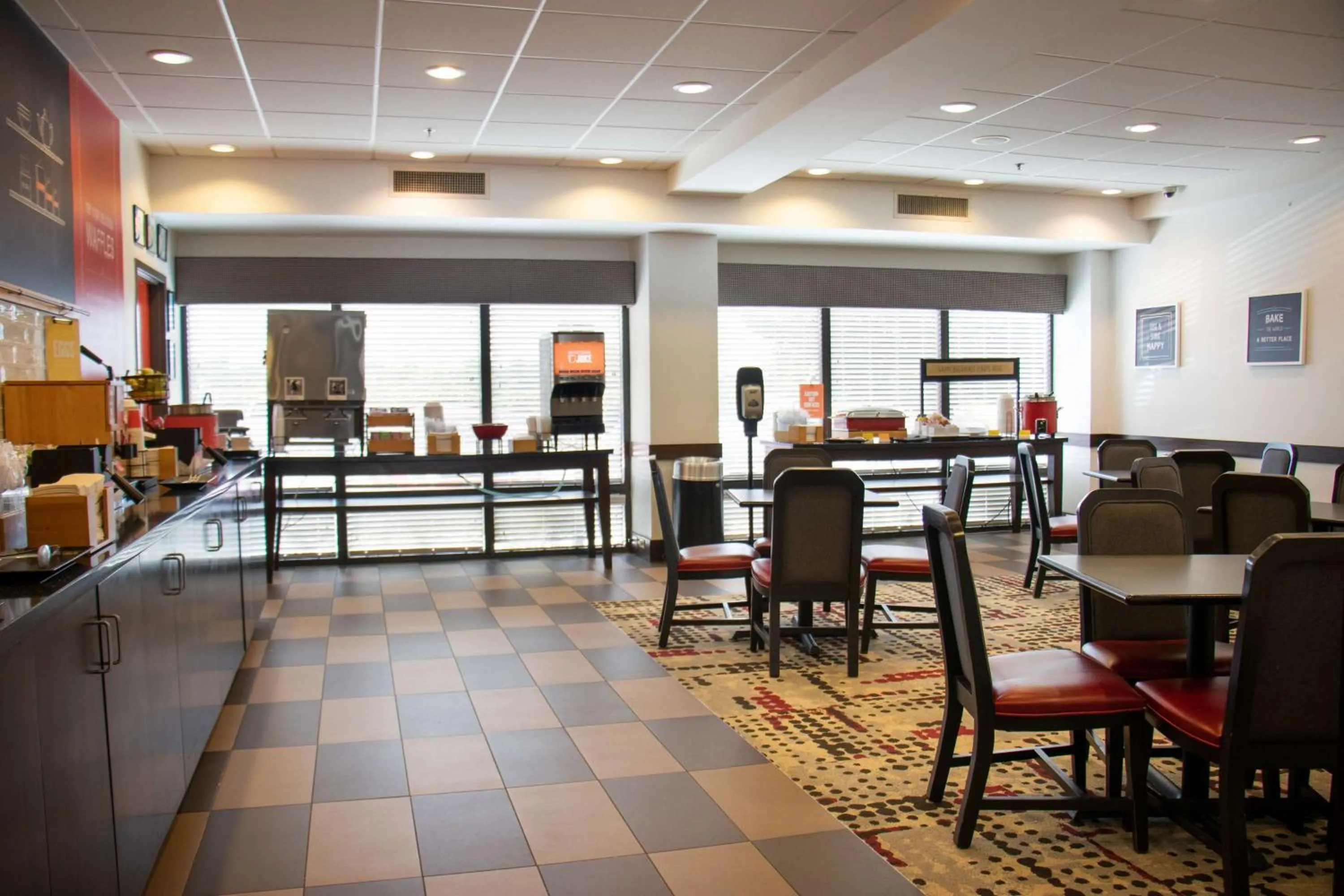 Breakfast in Hampton Inn Tuscaloosa-University