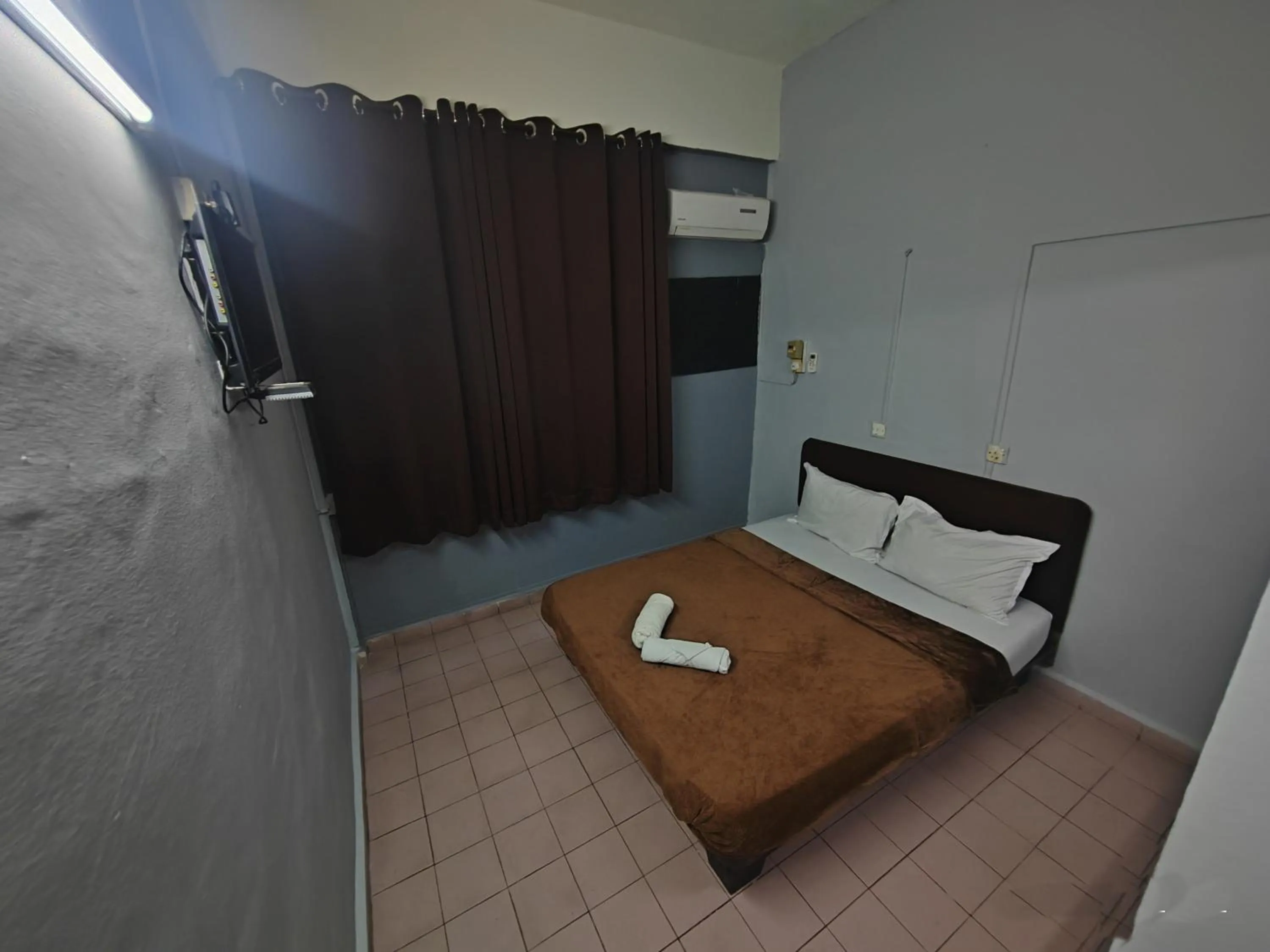 Bed in Hotel Kenangan
