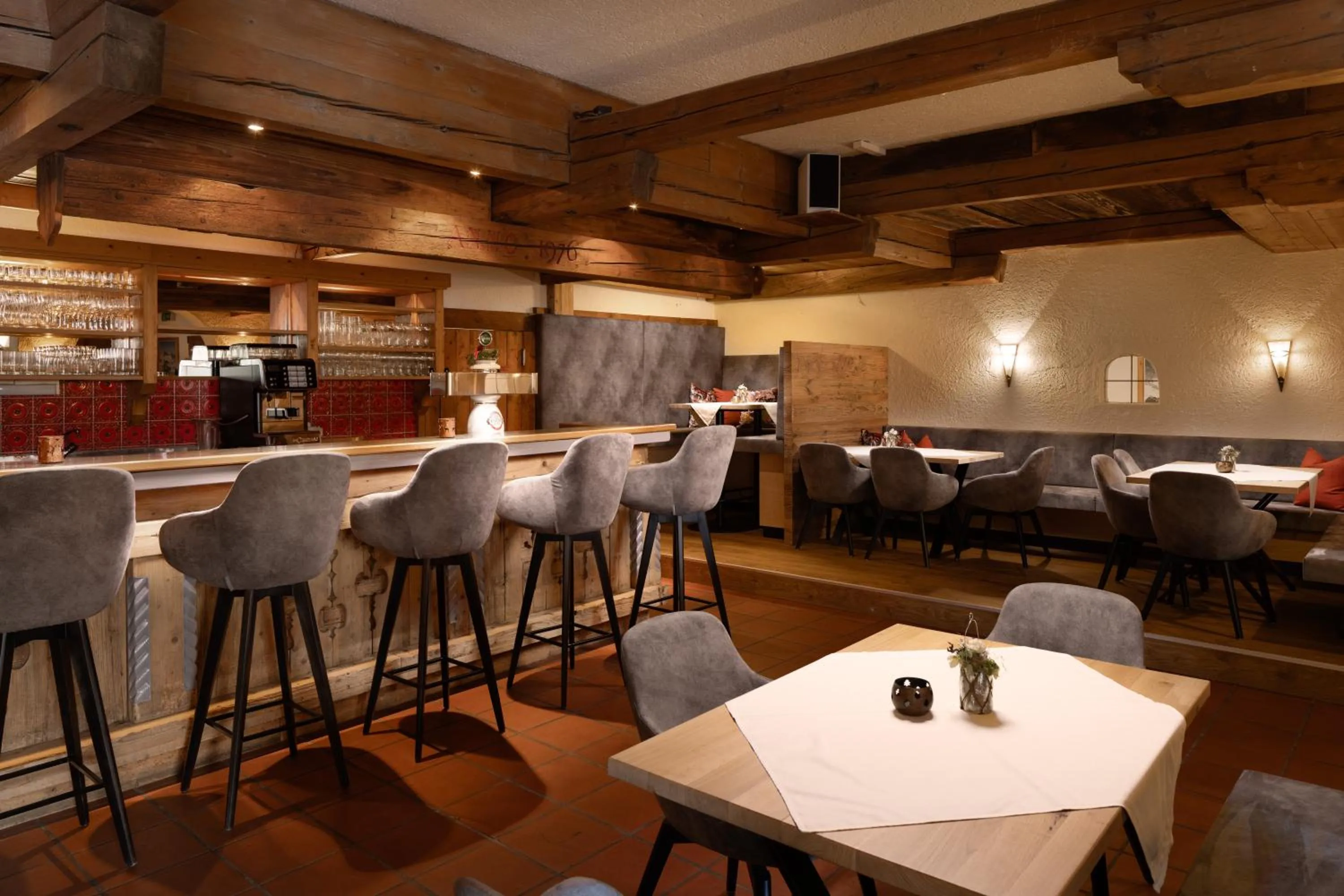 Lounge or bar in Hotel Königsleiten Vital Alpin