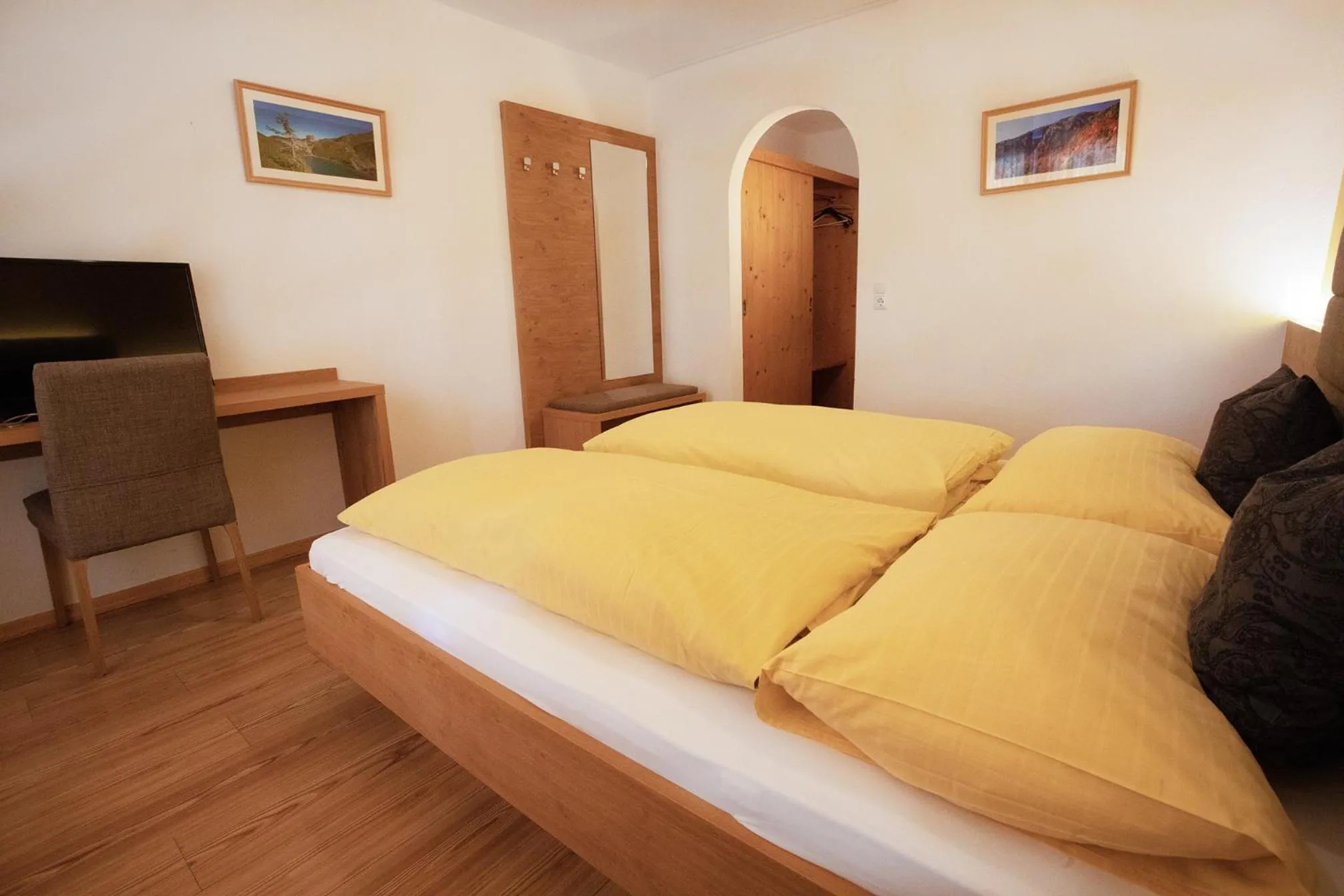 Photo of the whole room, Bed in Hotel Königsleiten Vital Alpin