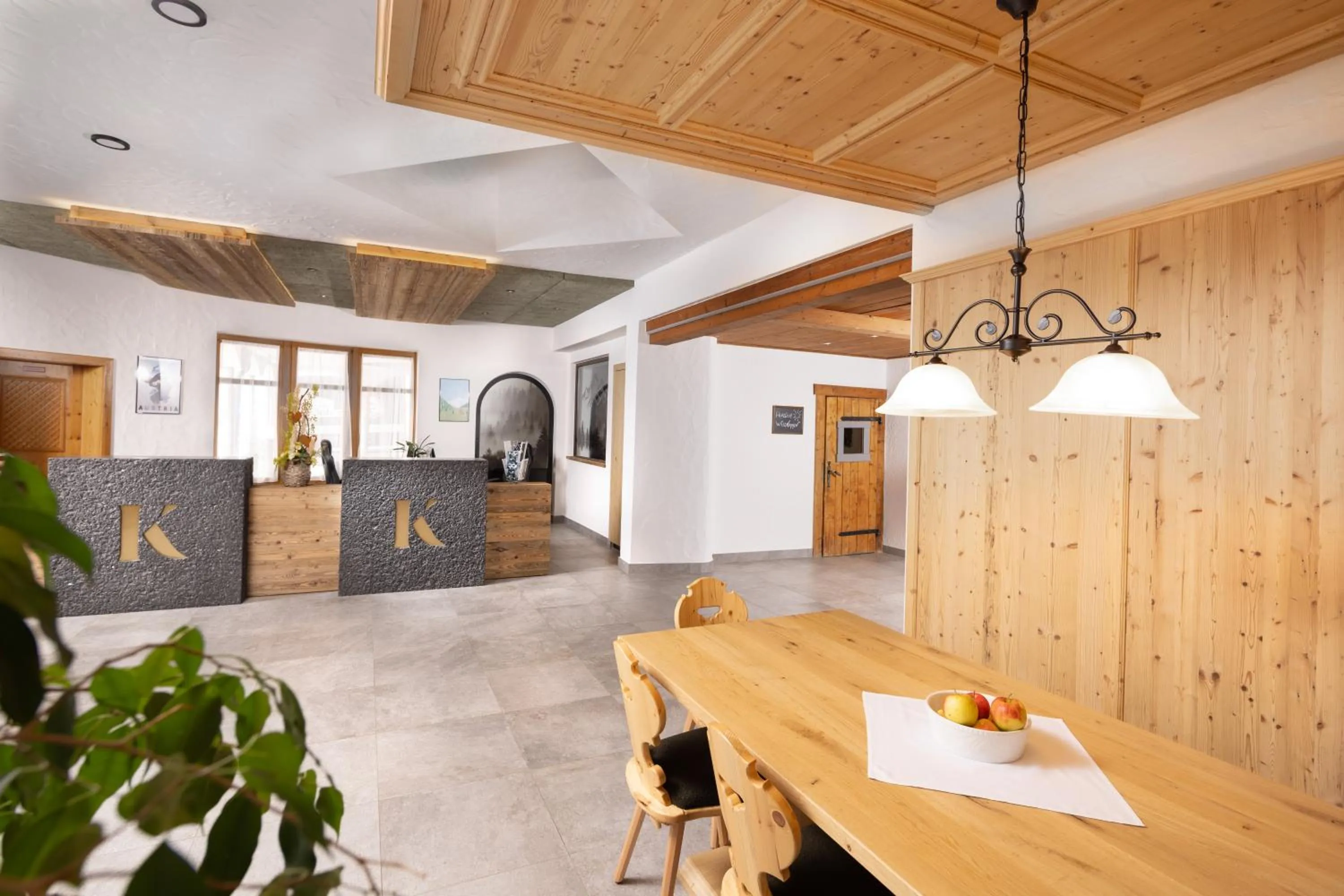 Lobby or reception in Hotel Königsleiten Vital Alpin