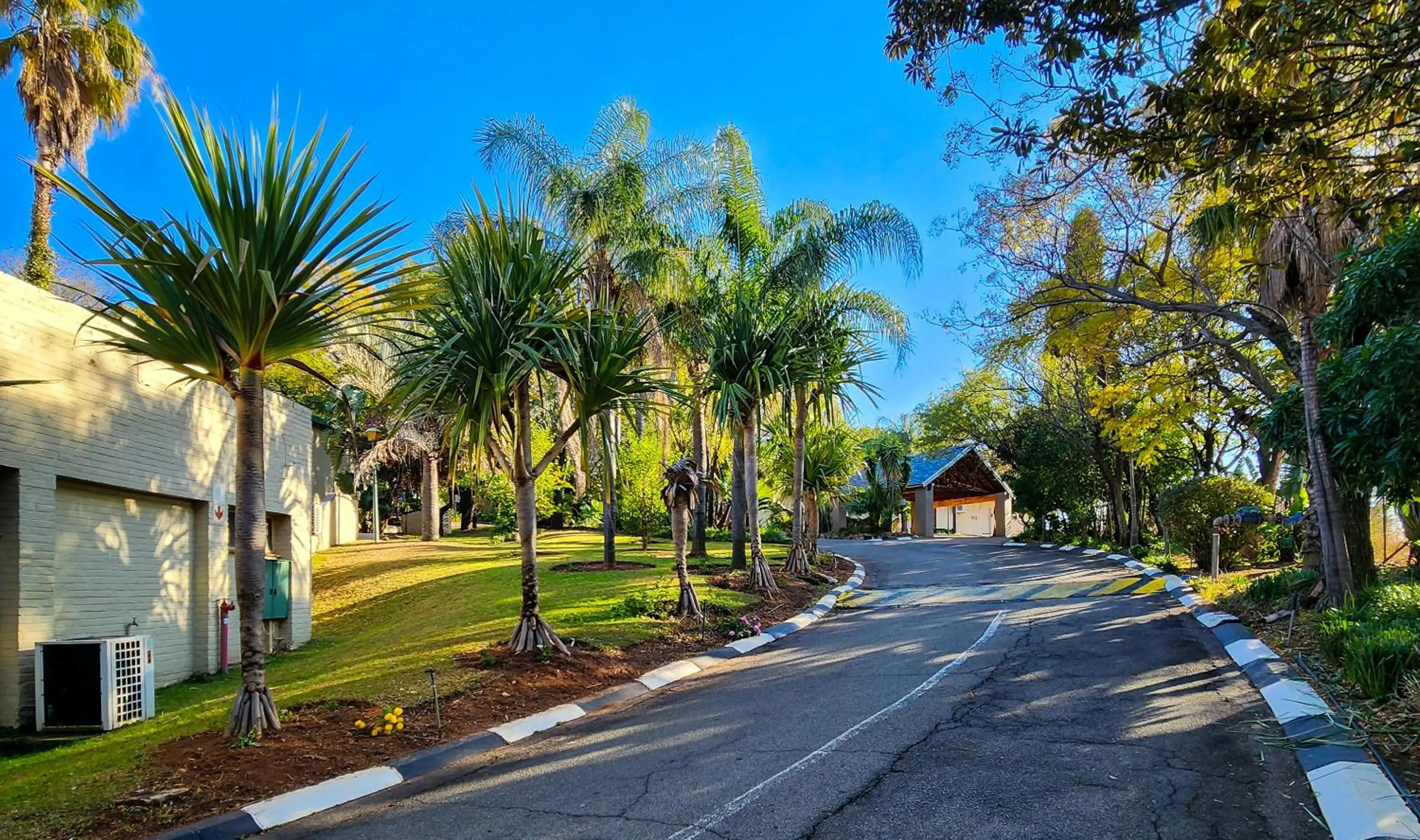 Safari Hotel & Convention Centre