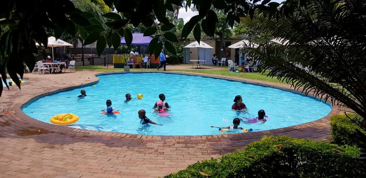 Safari Hotel & Convention Centre