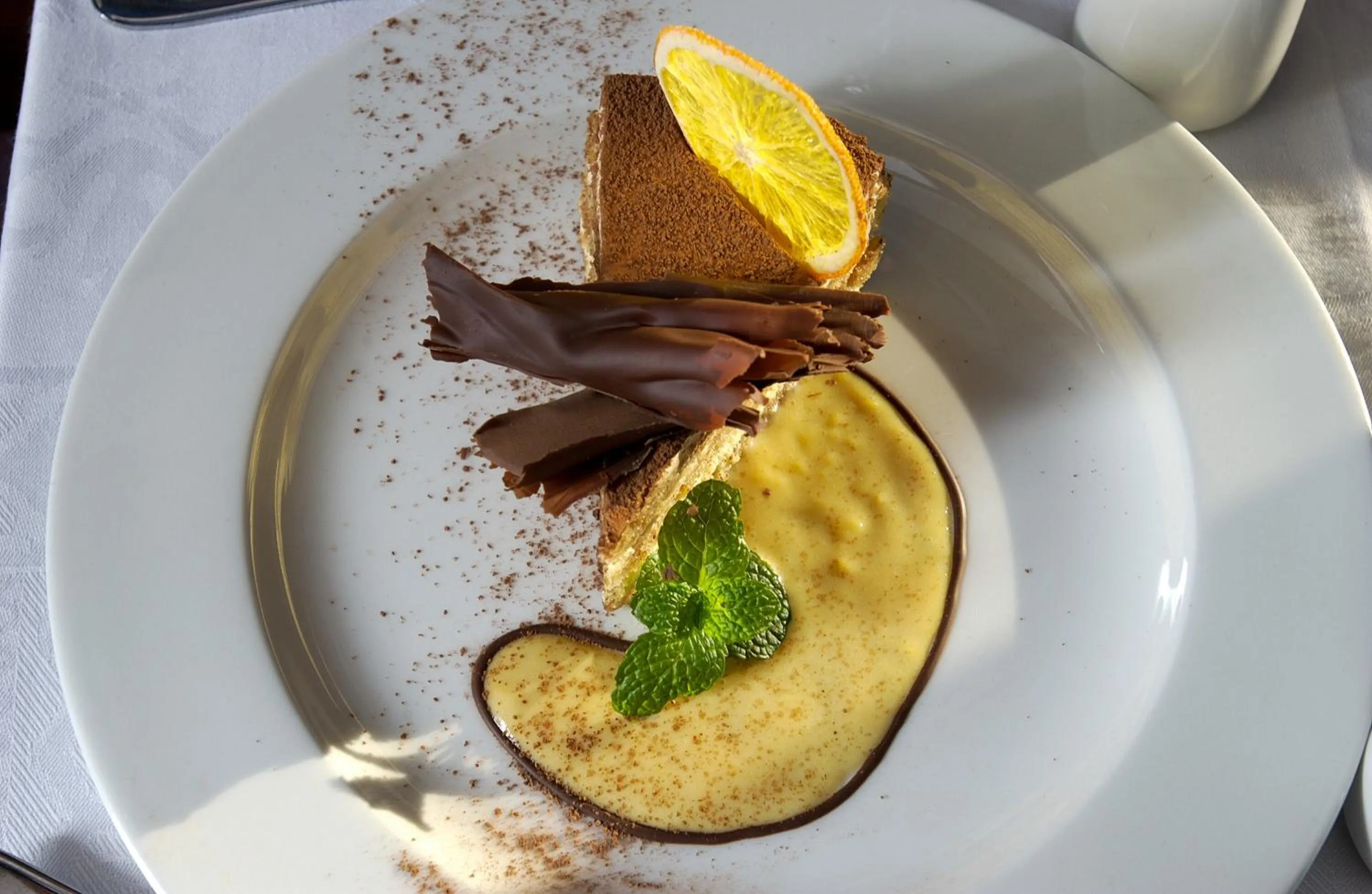 Safari Hotel & Convention Centre