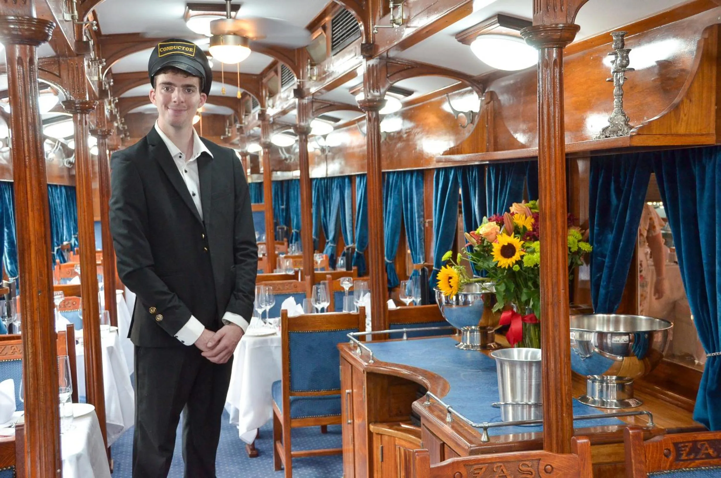 Safari Hotel & Convention Centre