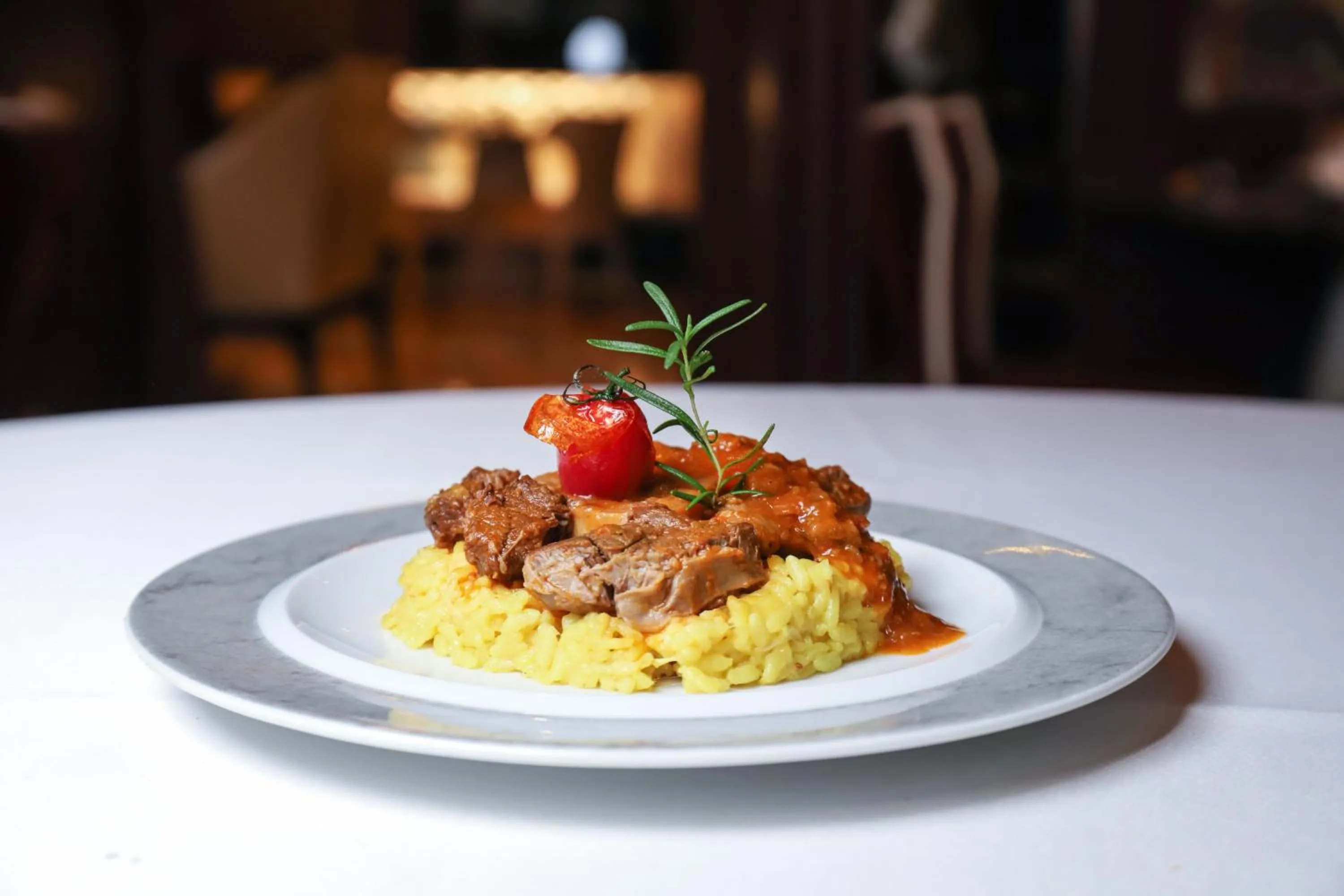 Restaurant/places to eat in Crowne Plaza Zhengzhou by IHG