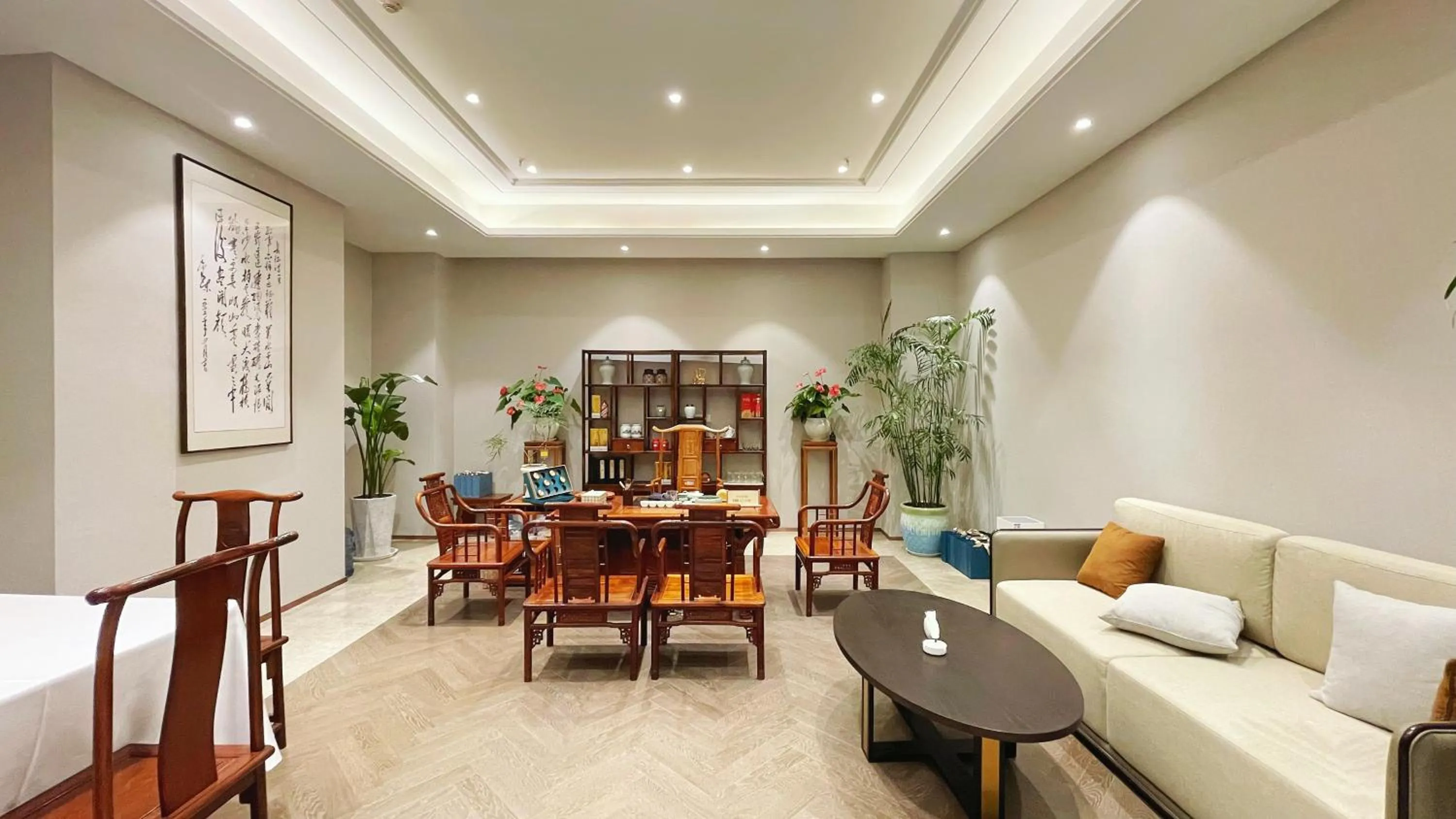 Restaurant/places to eat in Crowne Plaza Zhengzhou by IHG