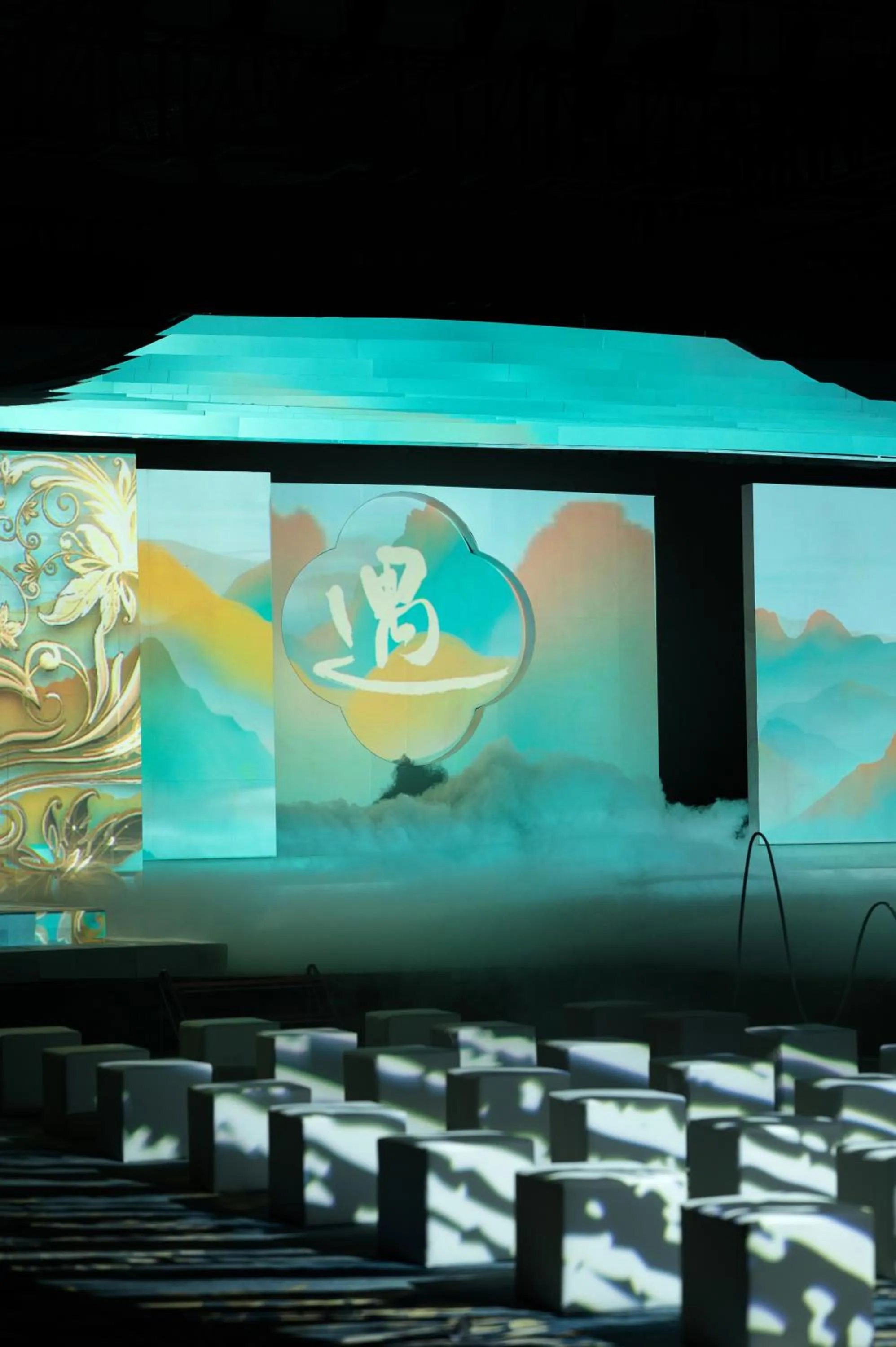 wedding in Crowne Plaza Zhengzhou by IHG