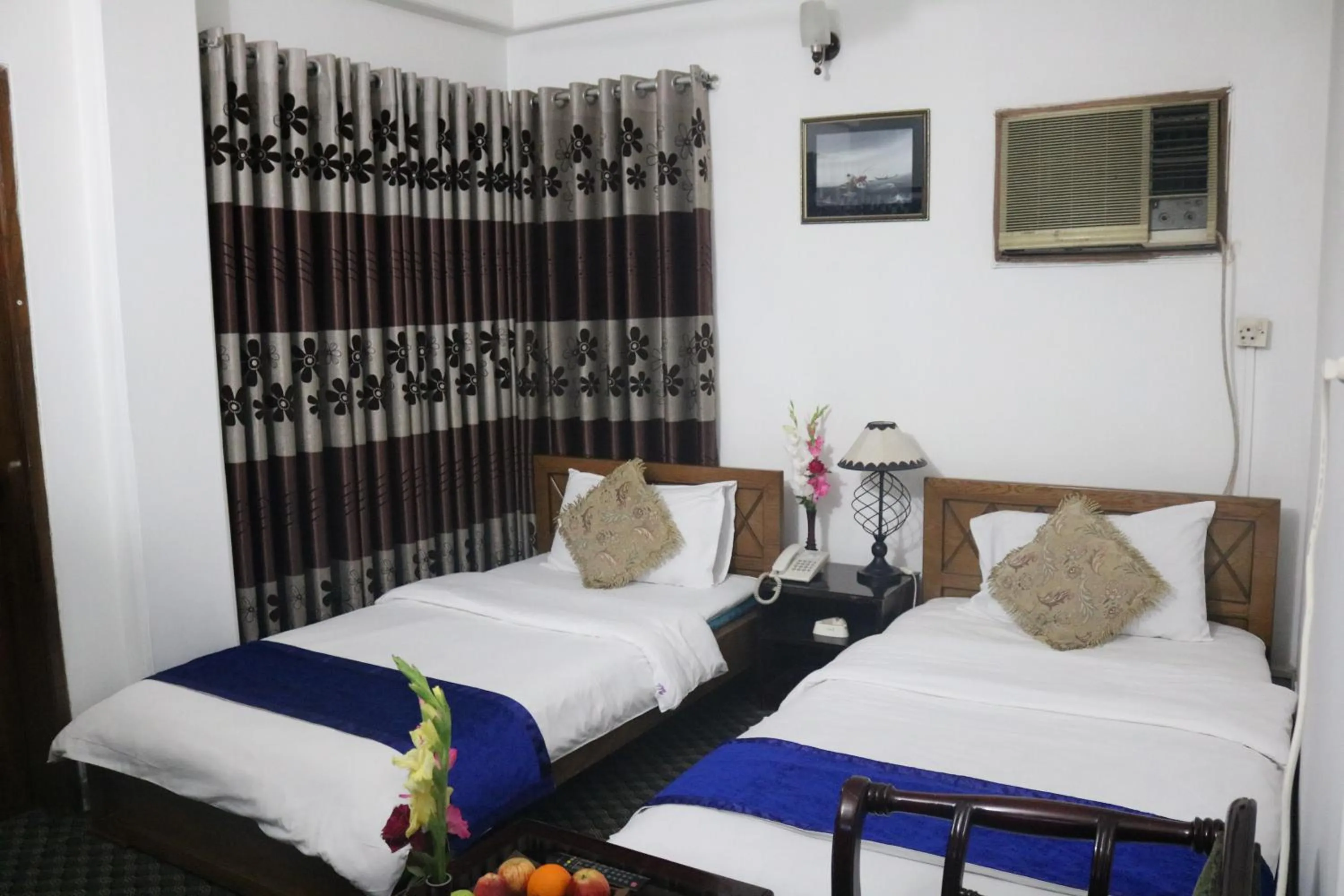 Bed in Hotel De Meridian Ltd