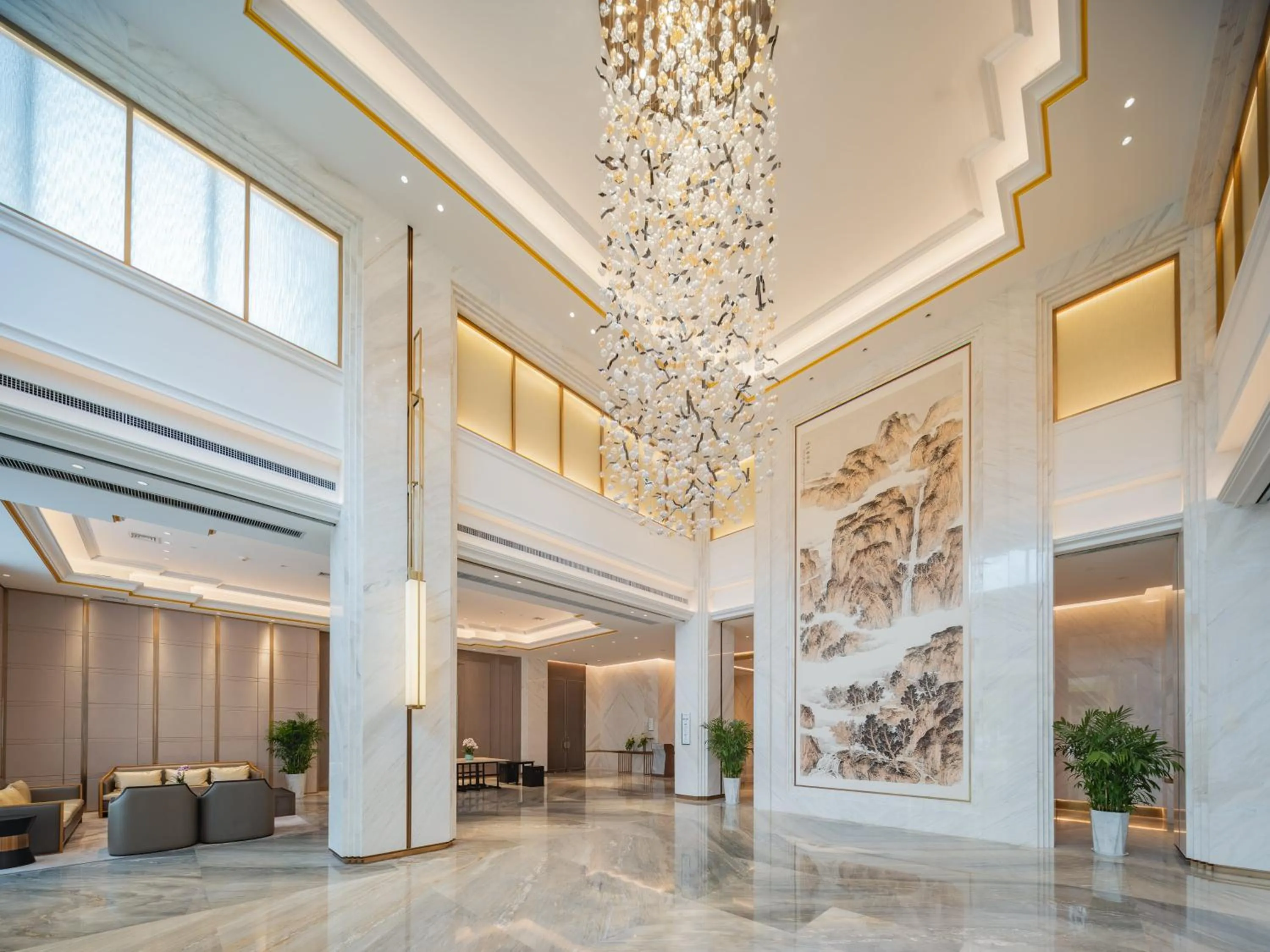 Property building in Holiday Inn Zhengzhou Zhongzhou by IHG