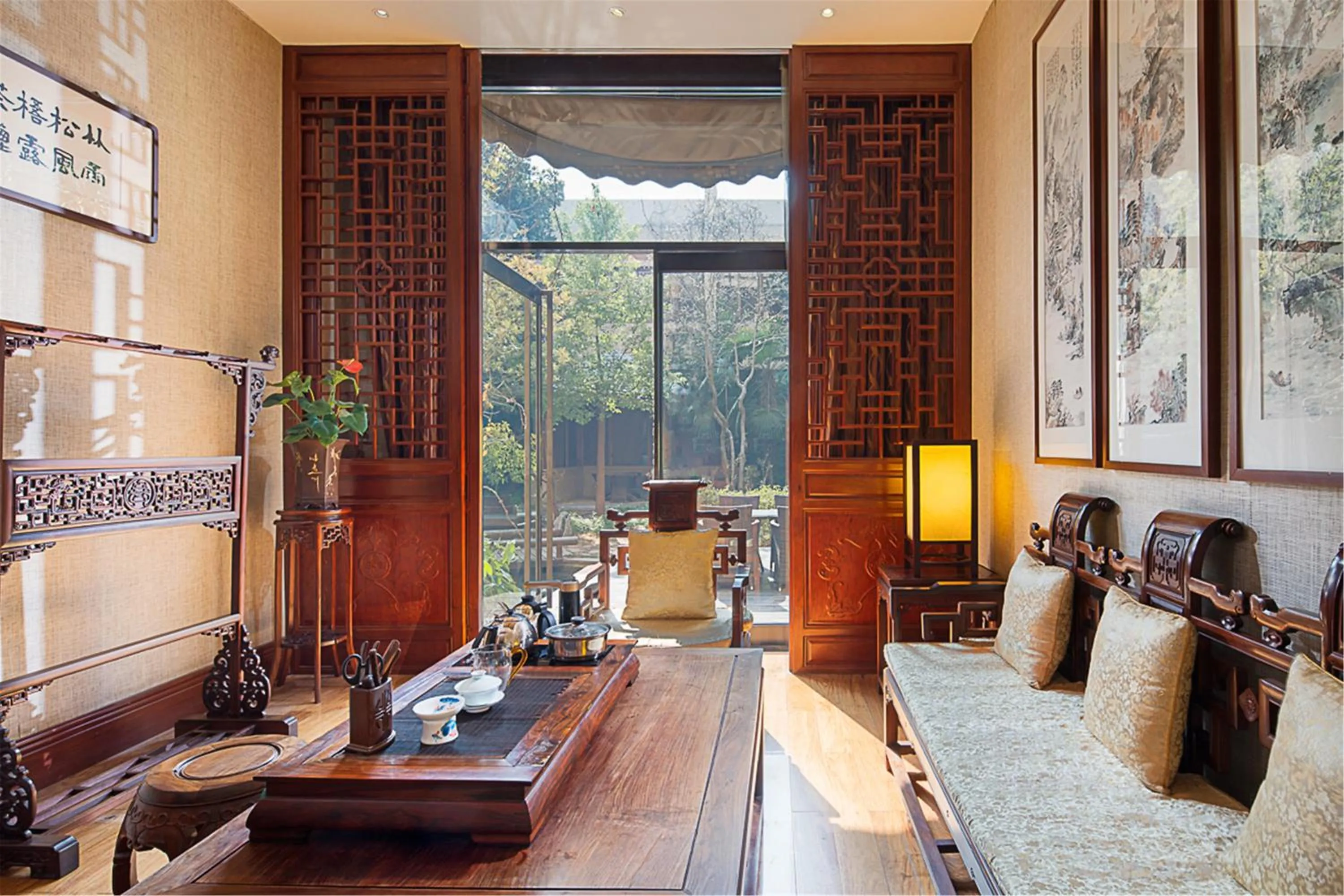 Photo of the whole room in Holiday Inn Zhengzhou Zhongzhou by IHG