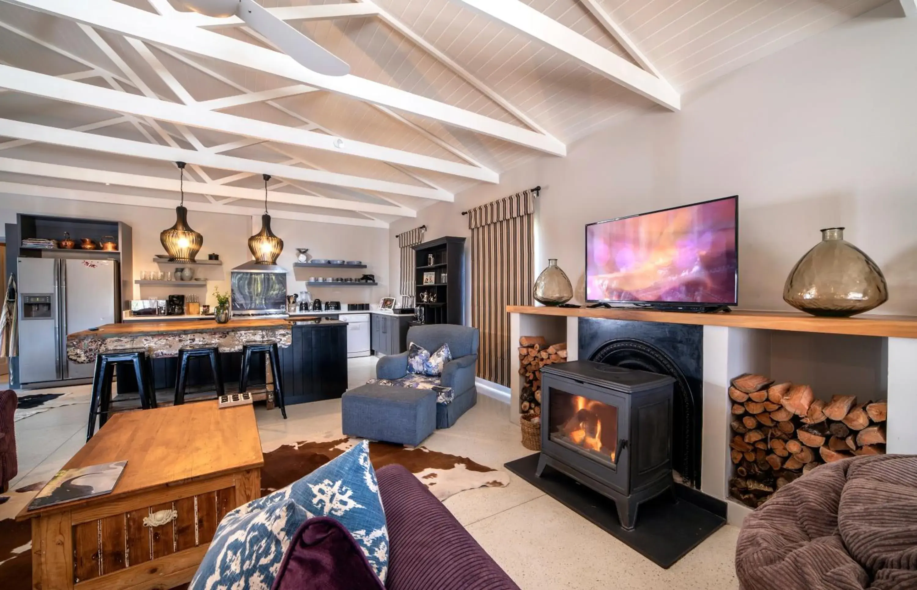 Villa with Private Pool - single occupancy in Inverell Station by The Oyster Collection Villa with Private Pool - single occupancy in Inverell Station by The Oyster Collection