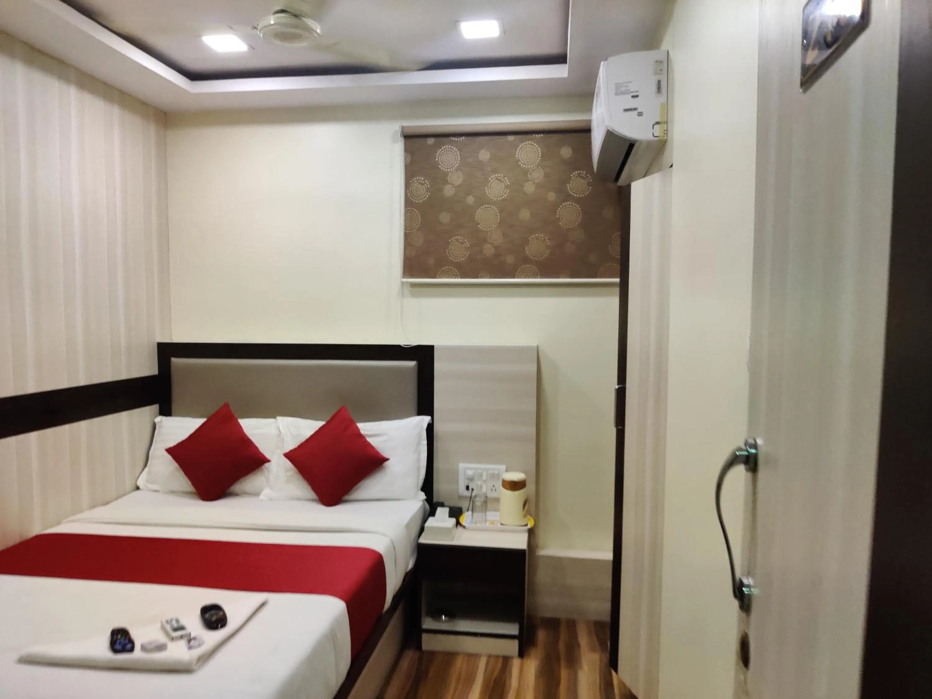 Bed in Hotel Happyland