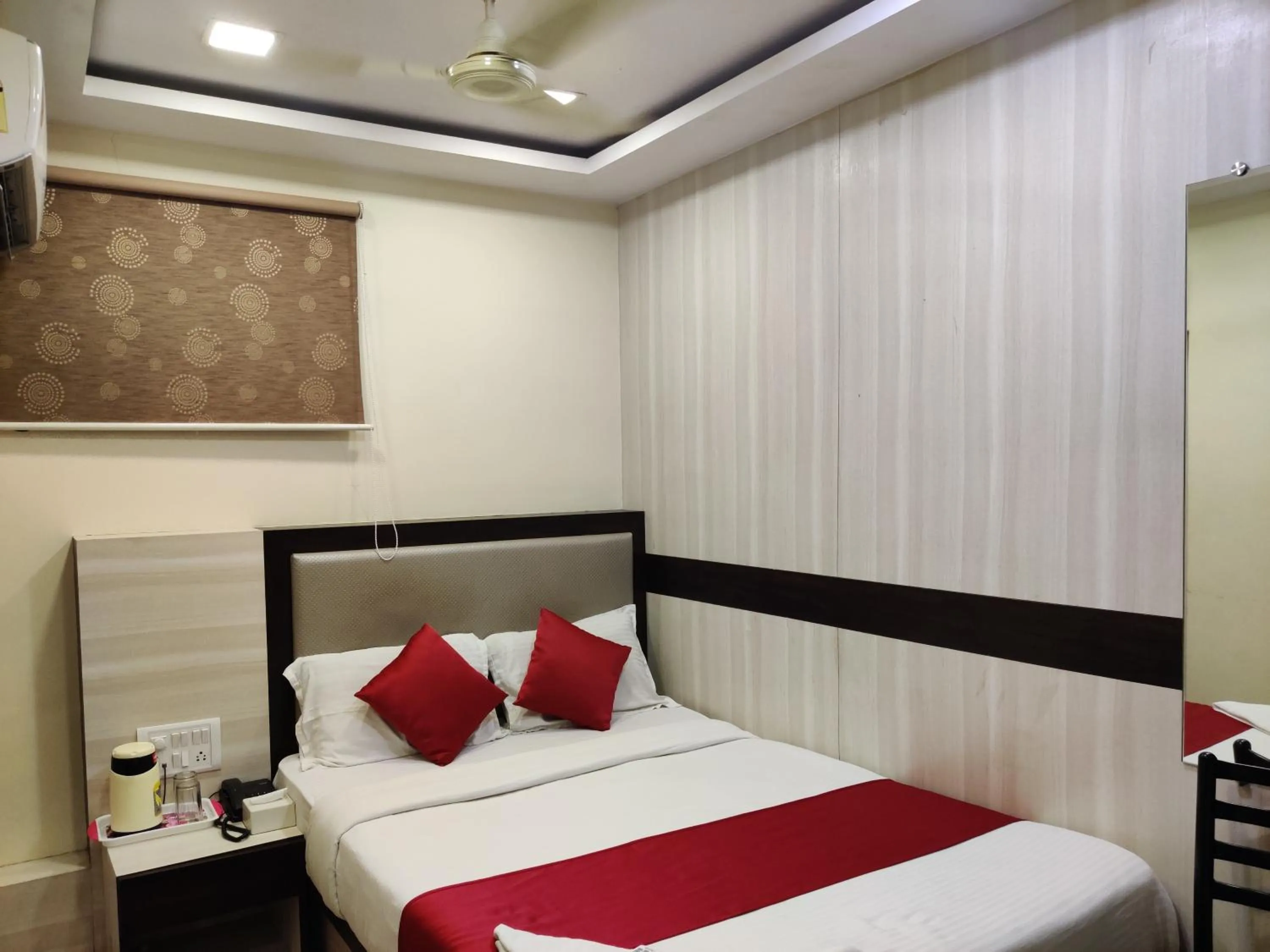 Bed in Hotel Happyland