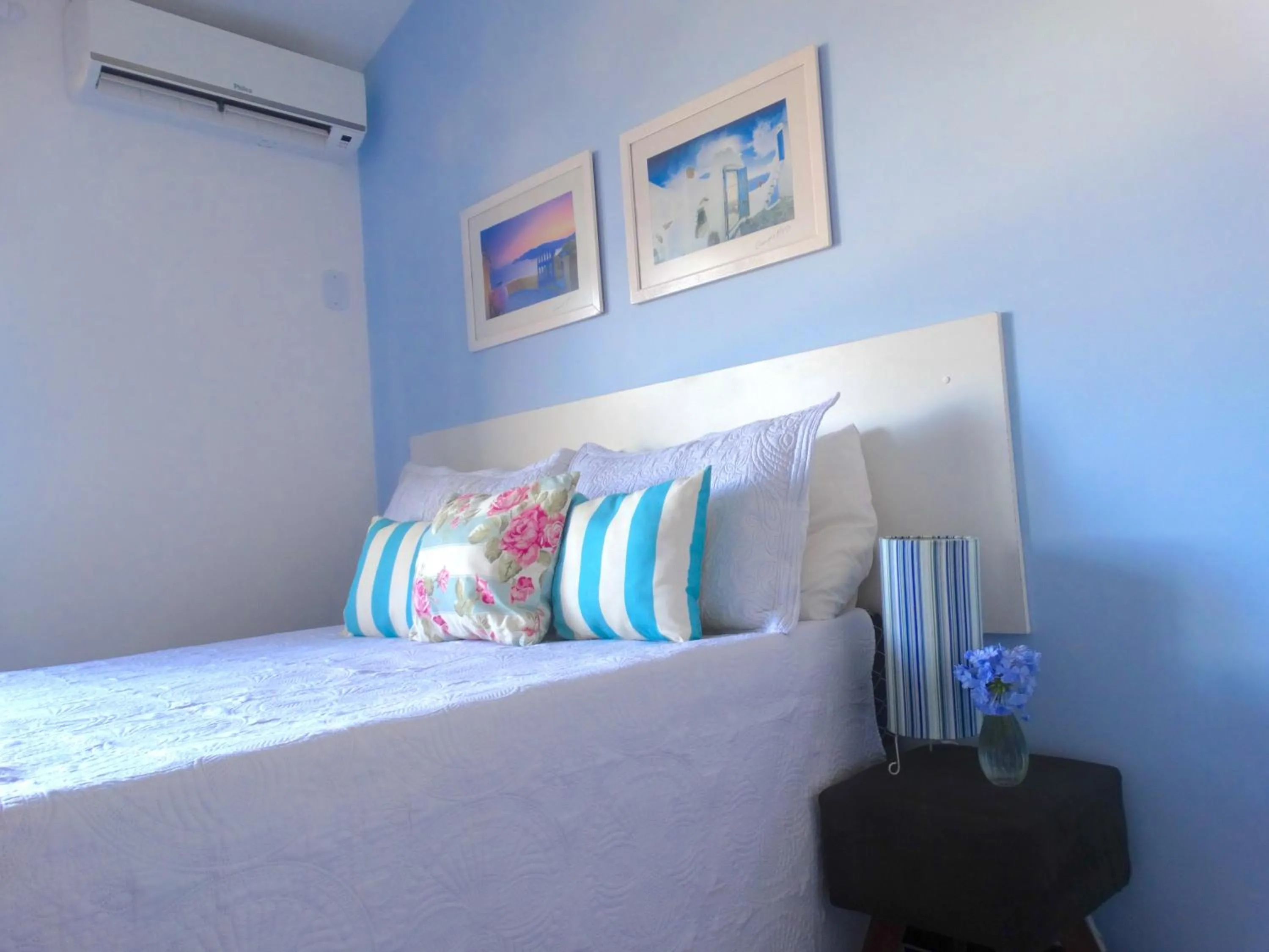 Bed in Viva Búzios Flats