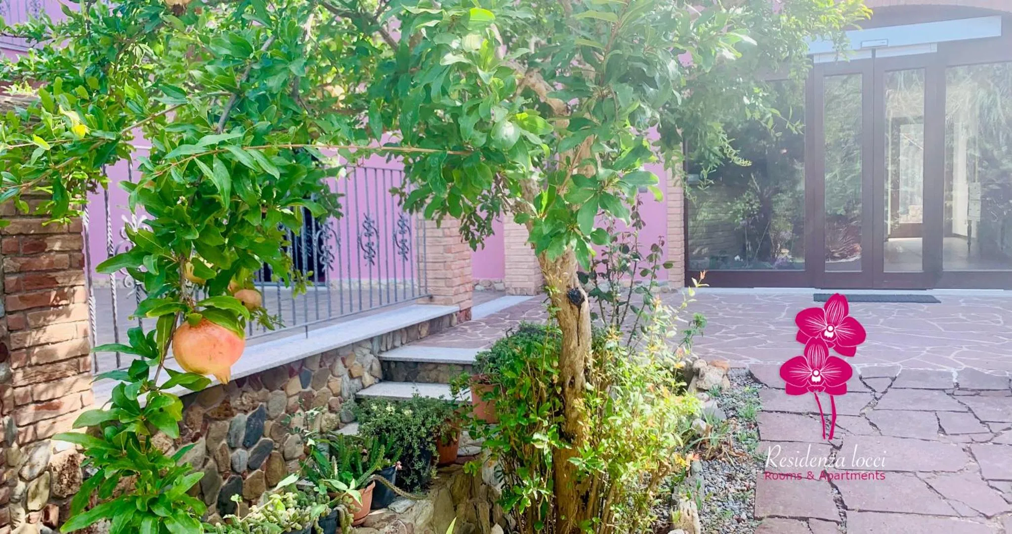 Property building in Residenza Locci - Rooms & Apartments