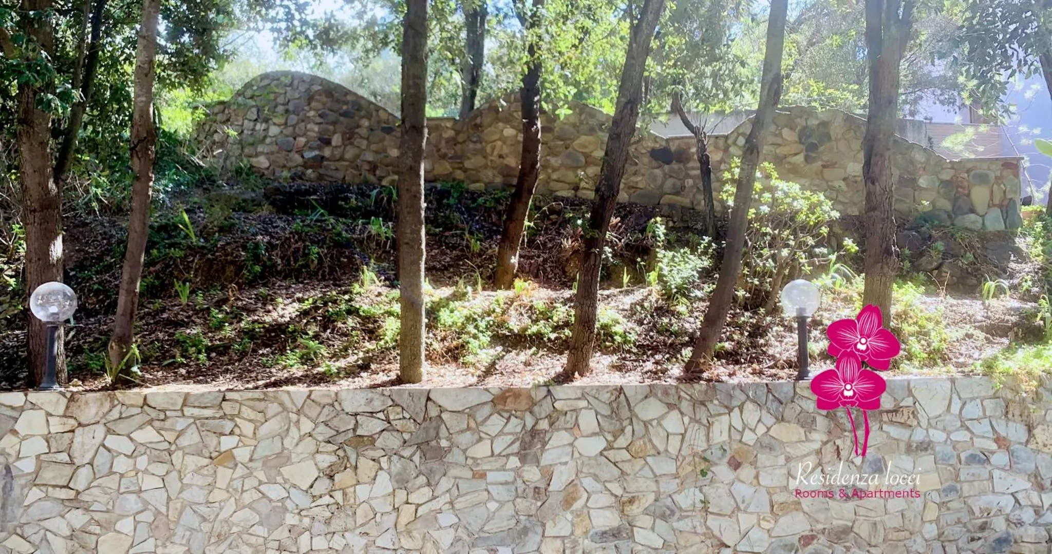 Garden in Residenza Locci - Rooms & Apartments