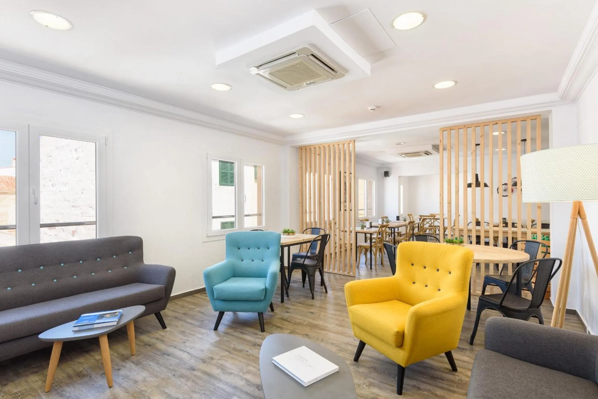 Lounge or bar in Hostal Jume - Urban Rooms