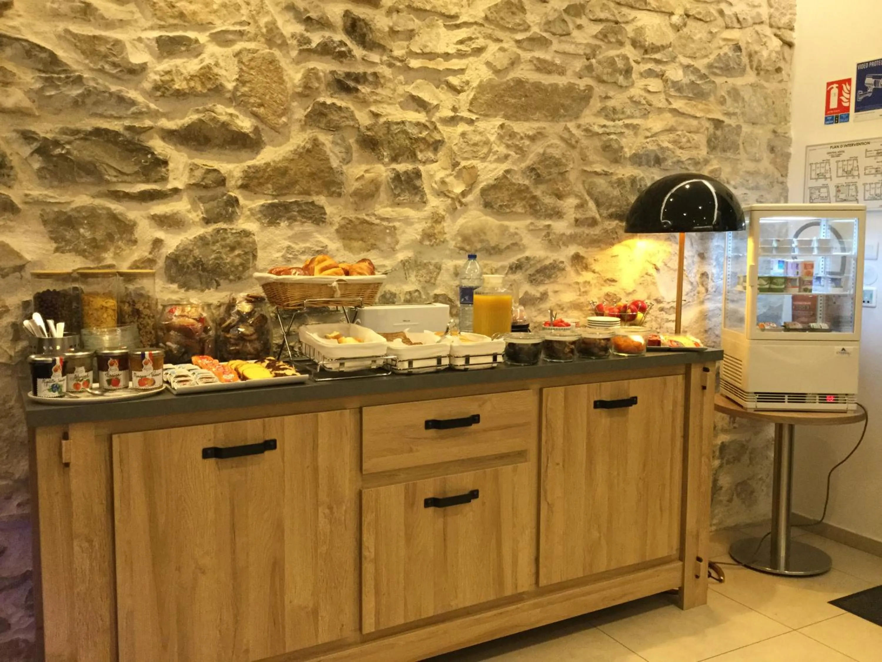 Continental breakfast in Central Hotel