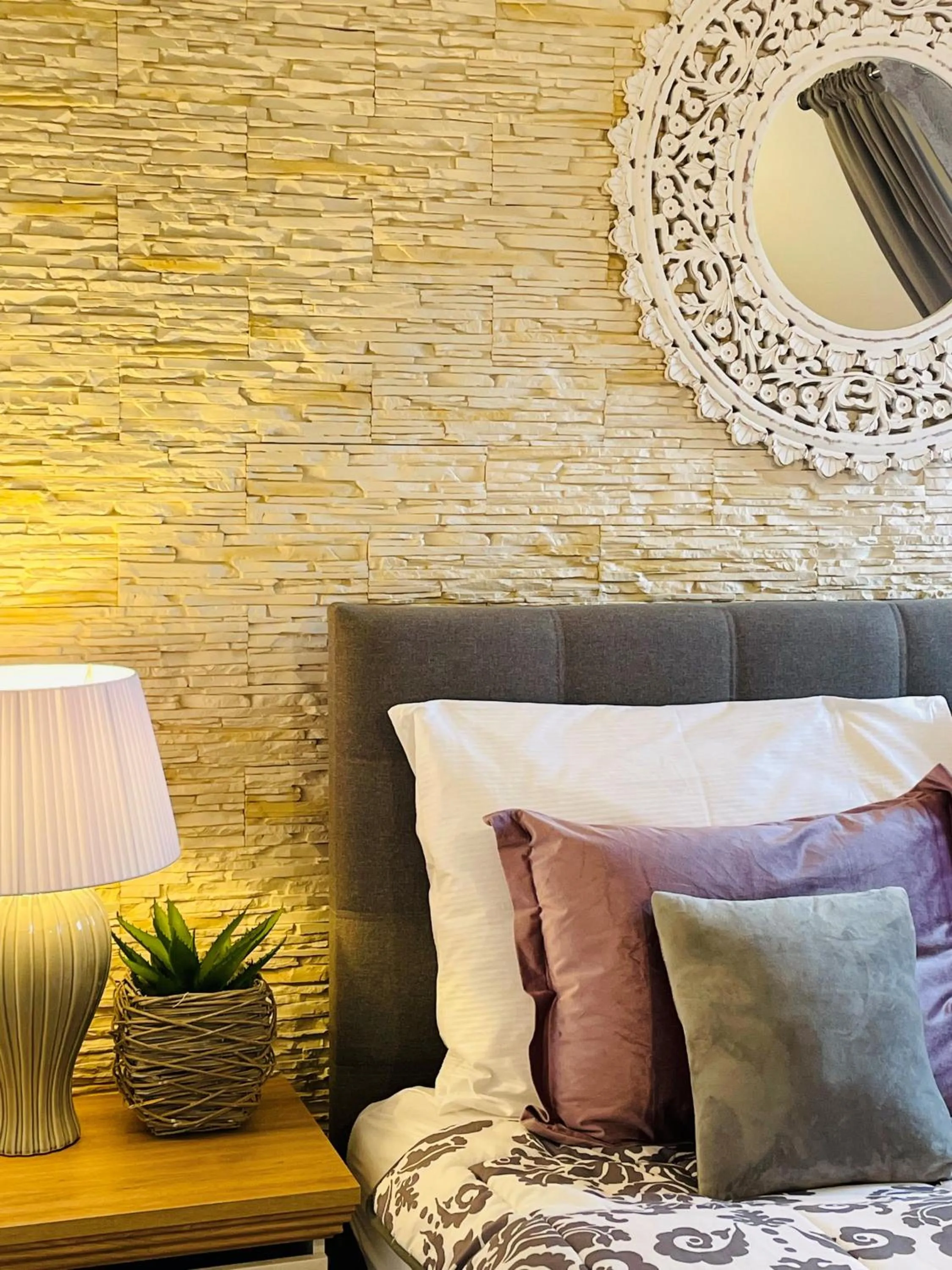 Bed in Hotel Marcincak***