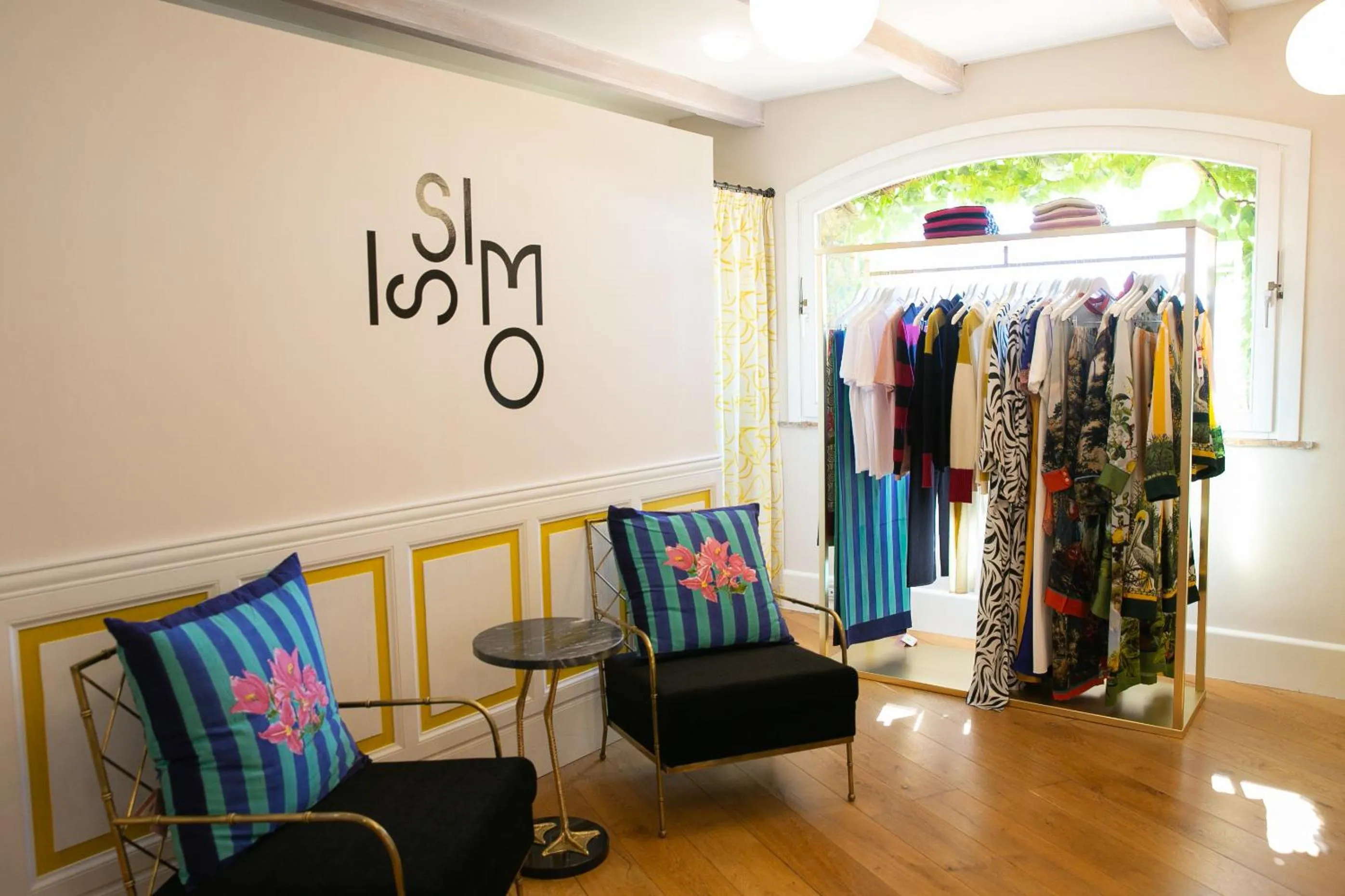 Shopping Area in Il Pellicano